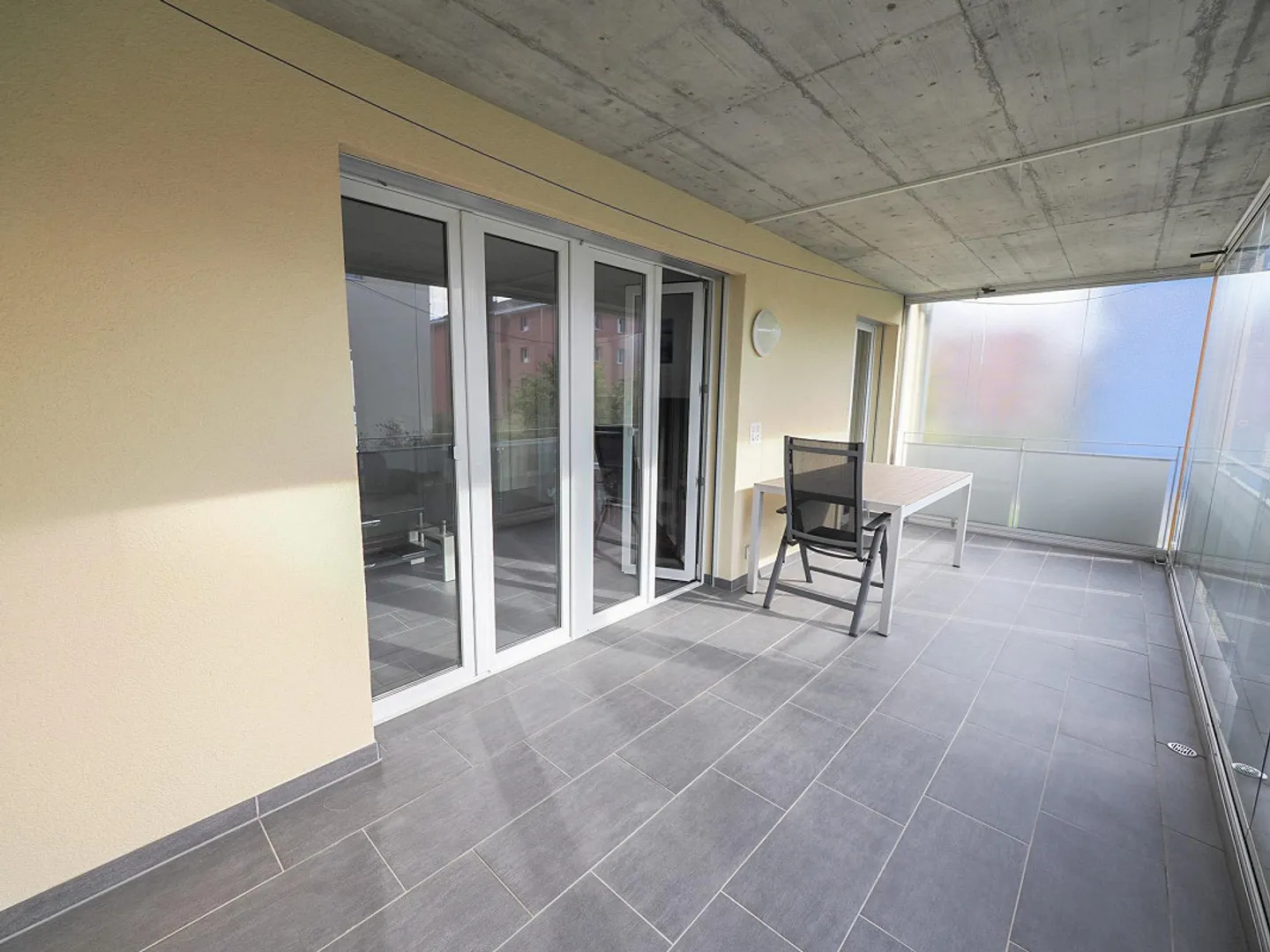 Charmant appartement de 3,5 pièces, 1er étage avec balcon, à Langenthal - Photo 12 sur 16