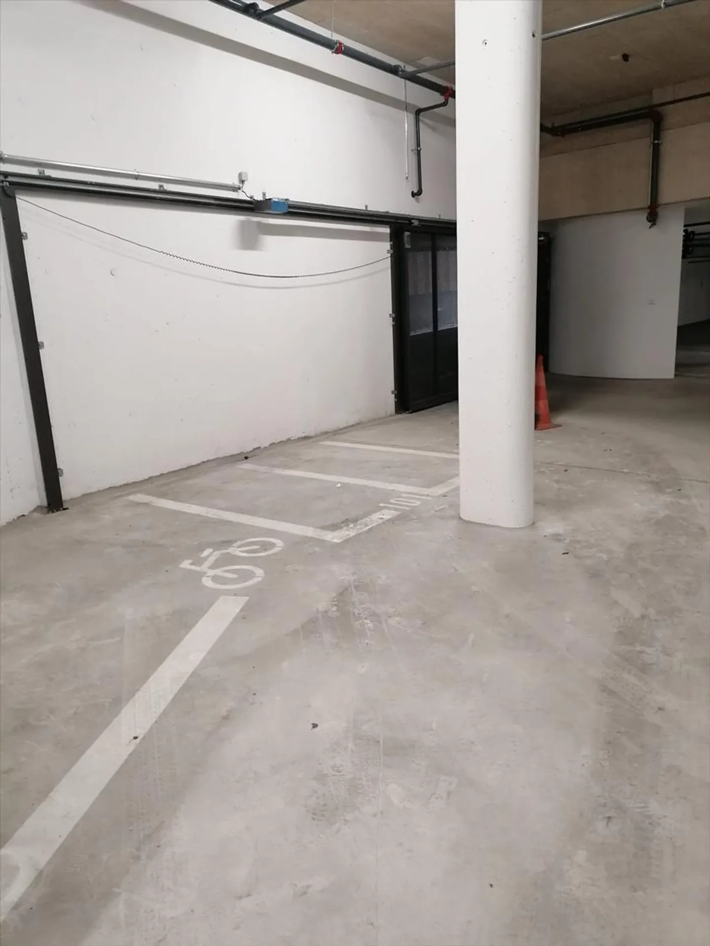 Covered parking space for rent - Photo 2 of 2