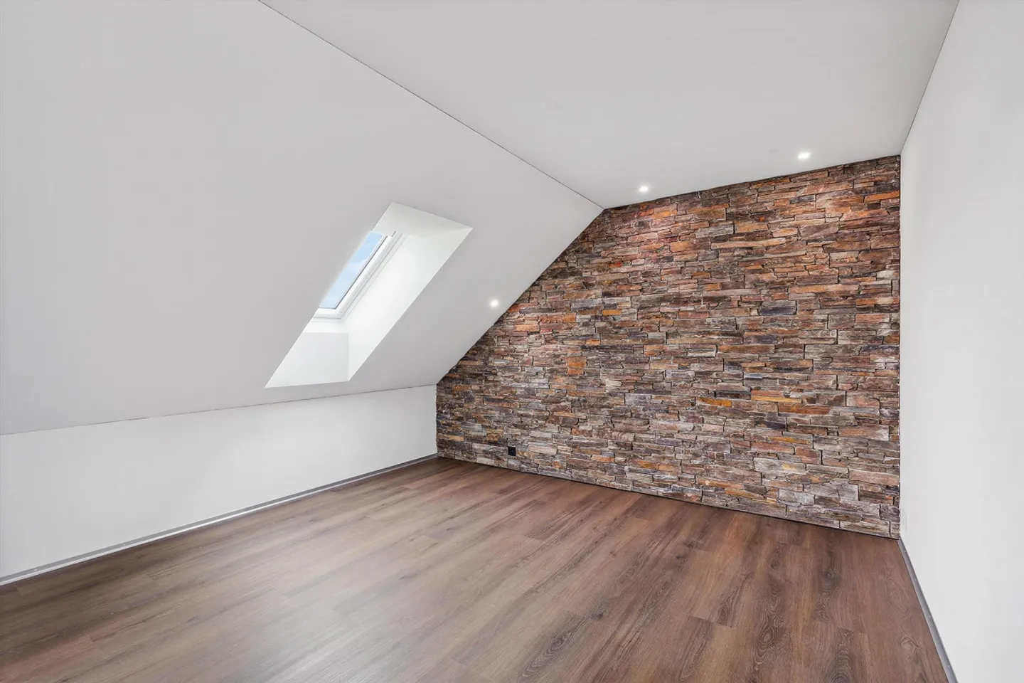 Ampio appartamento di 4,5 stanze con Minergie e Smart Home - Foto 3 di 6