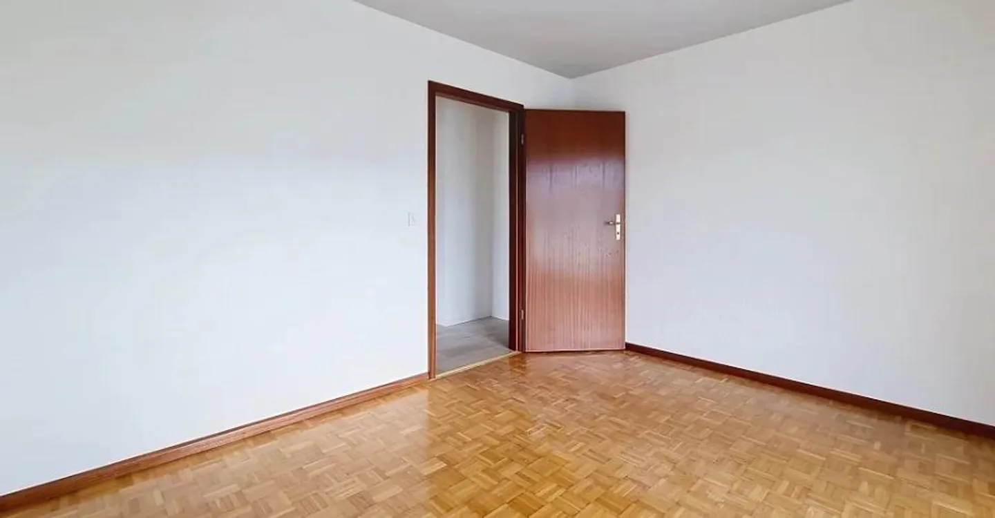 For rent in Saint-Léonard - Superb 4.5 room bright and spacious apartment - Photo 7 of 12