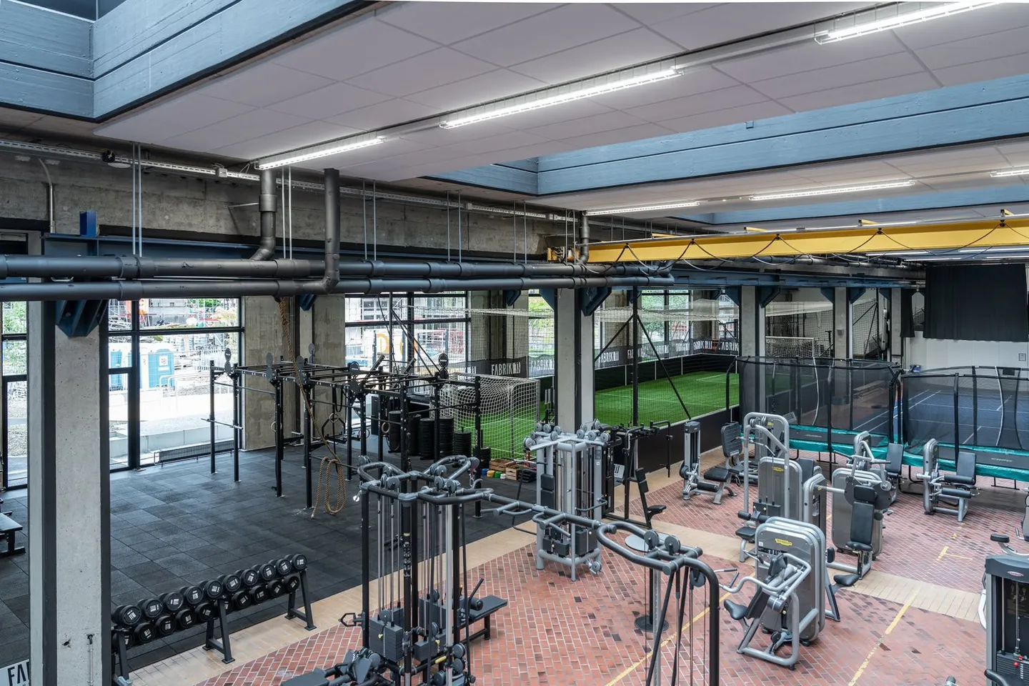 Attractive rental spaces for your business or office - Photo 4 of 12