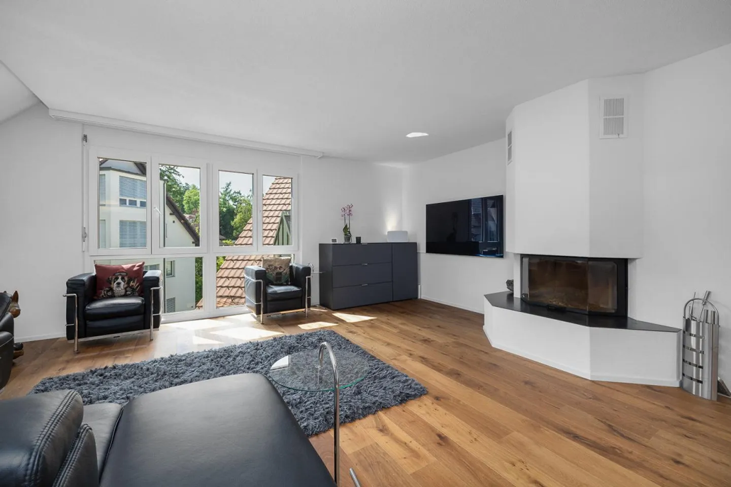 Lichtdurchflutete Wohnung mit schöner Fernsicht - Foto 3 von 12