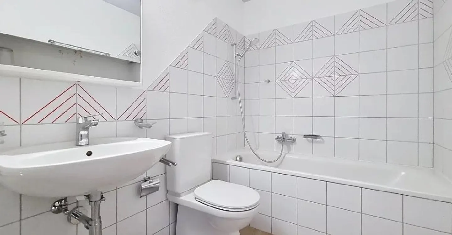 For rent in Saint-Léonard - Superb 4.5 room bright and spacious apartment - Photo 9 of 12