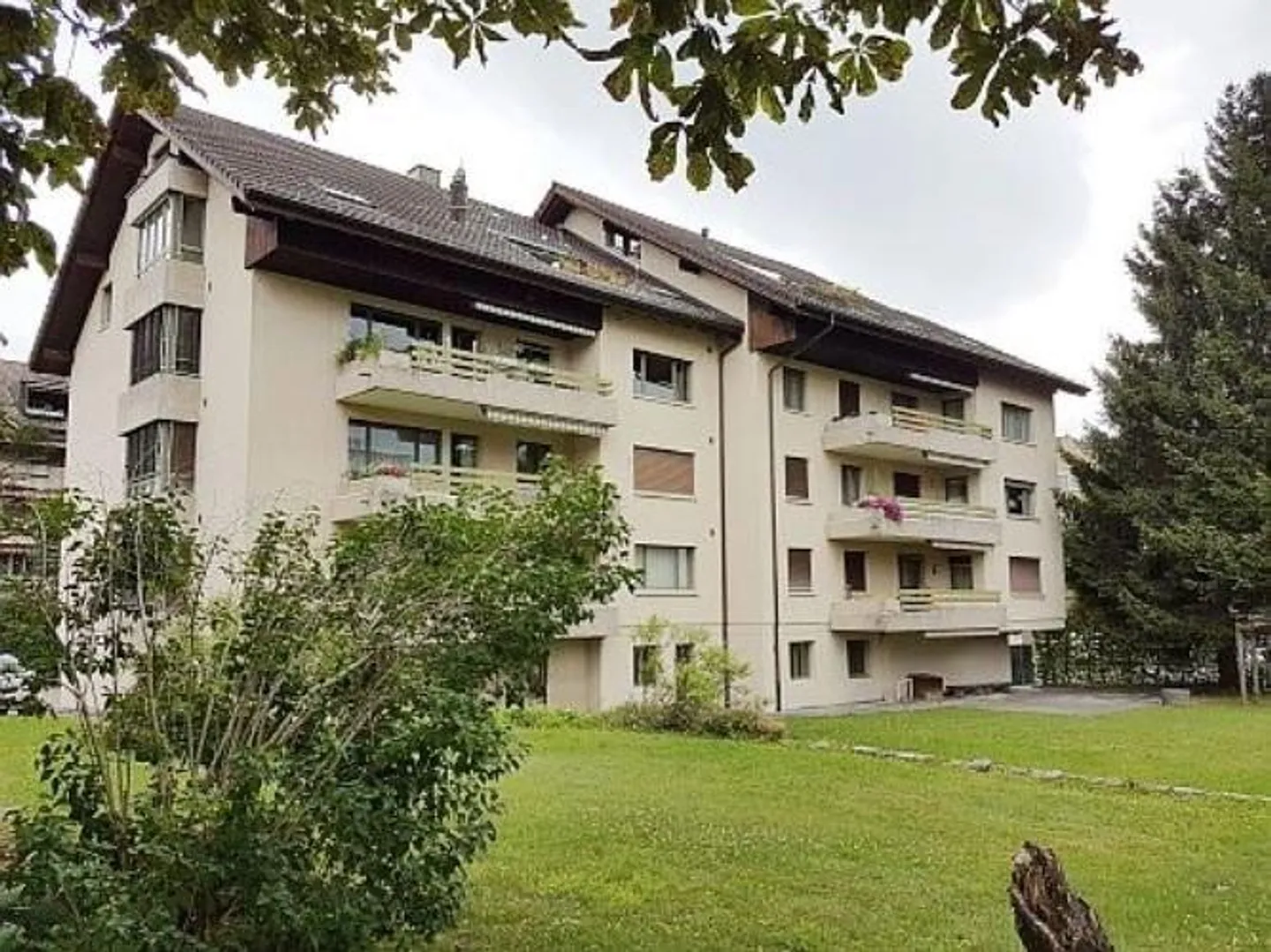 Komplett renovierte Wohnung mit moderner Küche - Foto 1 von 5
