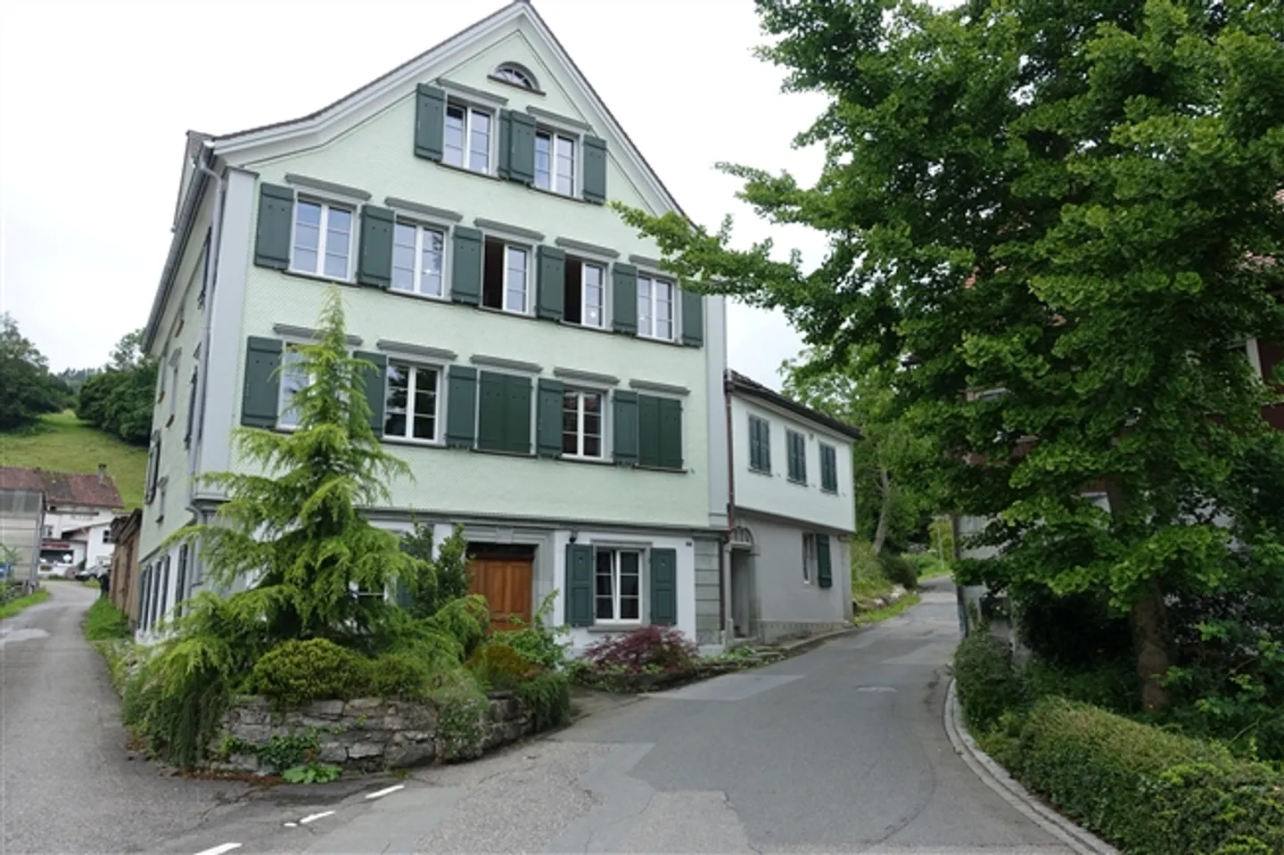 Salle de loisirs / Bureau avec salle de bain privée - nouvellement rénové - Photo 1 sur 9