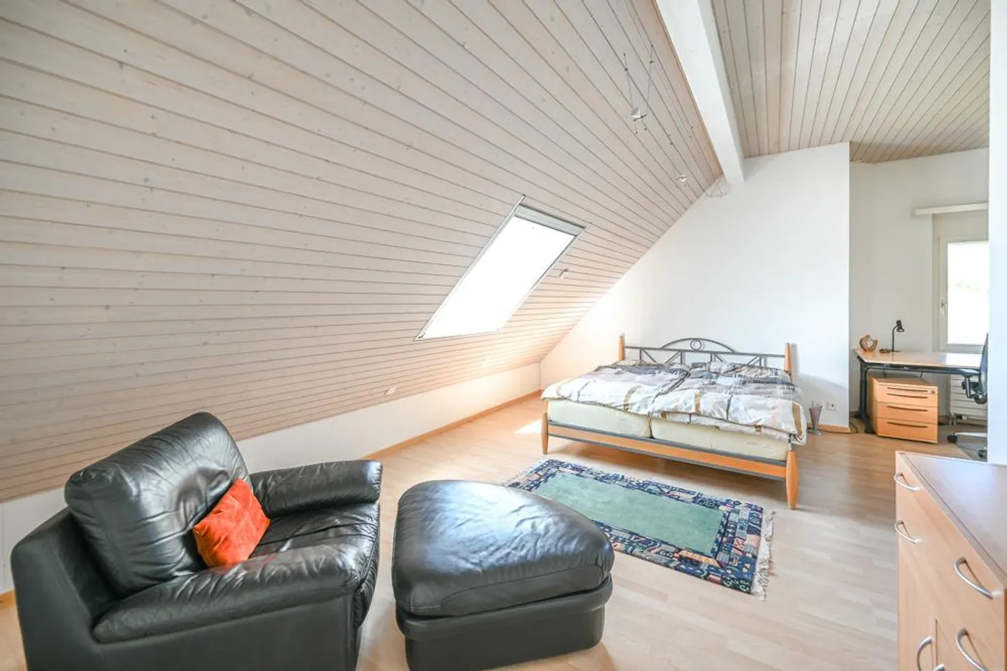 Appartement en attique de 3½ à 5½ pièces avec terrasse sur le toit privée - Photo 4 sur 7