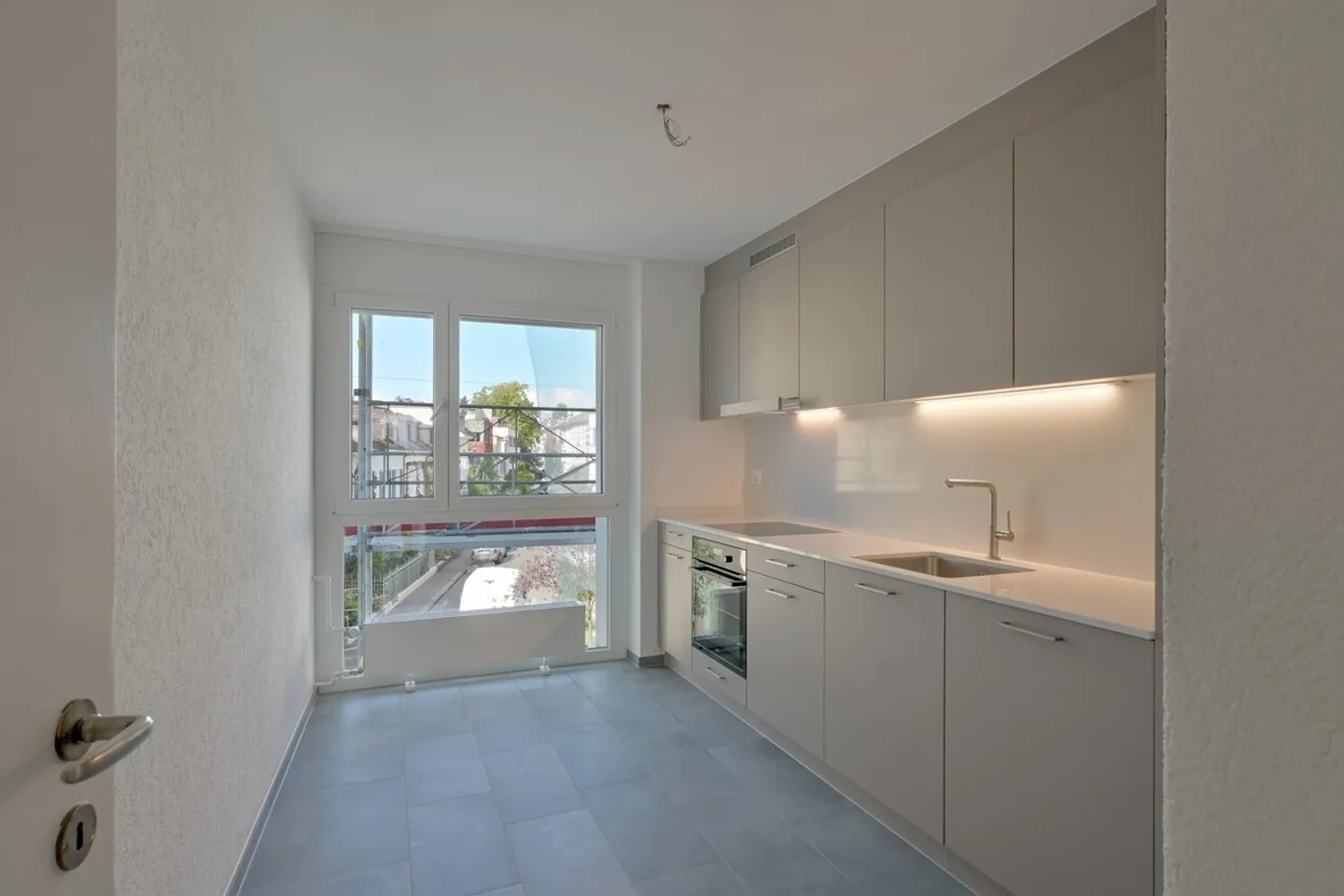 1 Month FREE - First rental after partial renovation - Your new apartment in the heart of Basel - Photo 1 of 8