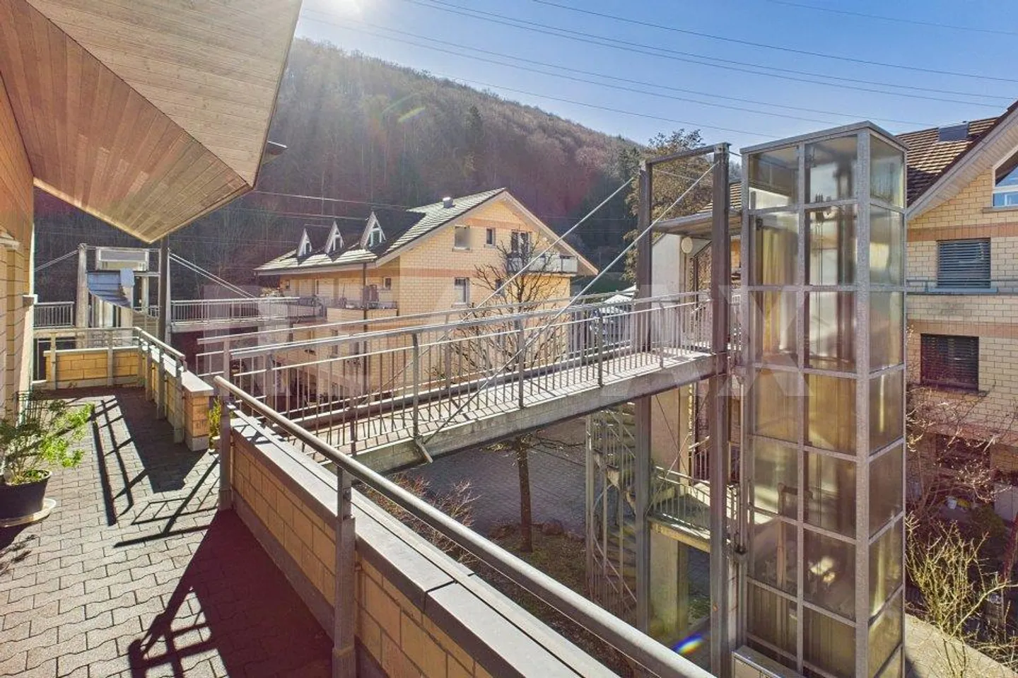 Incantevole appartamento maisonette di 2½ stanze con un fascino particolare in una posizione tranquilla - Foto 5 di 13