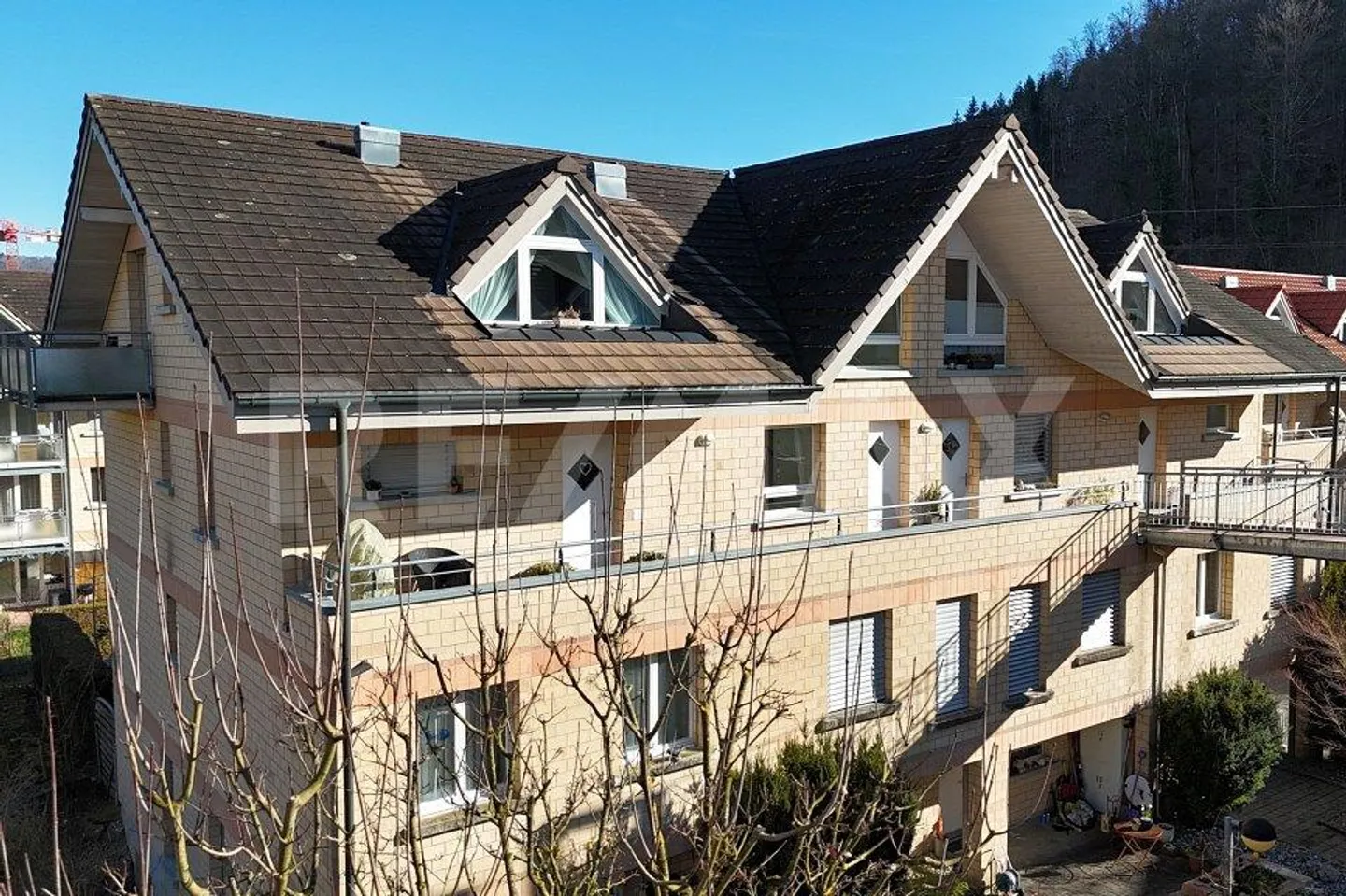 Incantevole appartamento maisonette di 2½ stanze con un fascino particolare in una posizione tranquilla - Foto 7 di 13