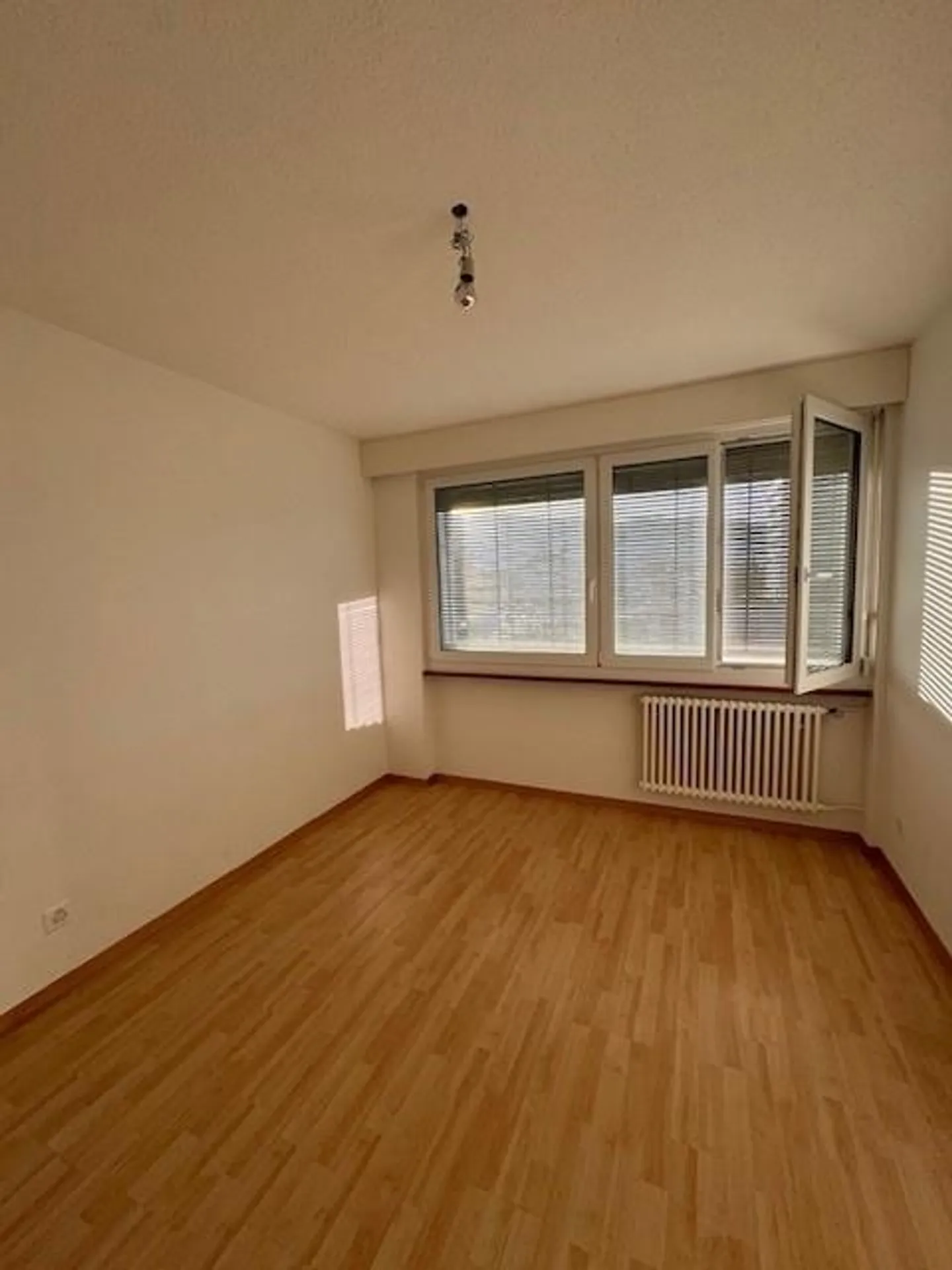 Charmante Wohnung in Reinach - Foto 4 von 7