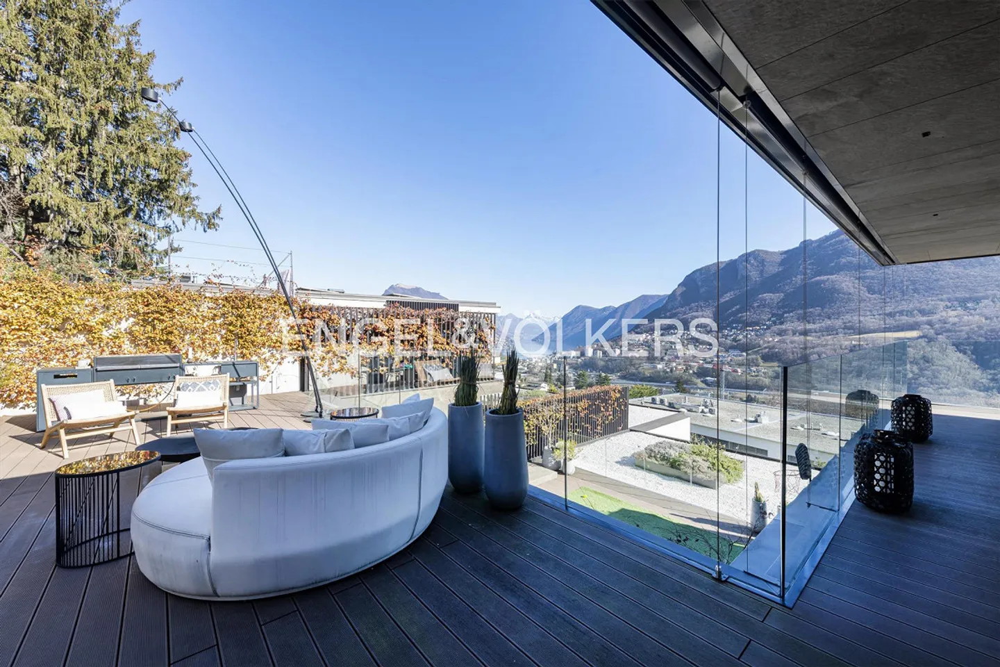 Raffinata villa di design con vista lago e piscina (183) - Foto 8 di 14
