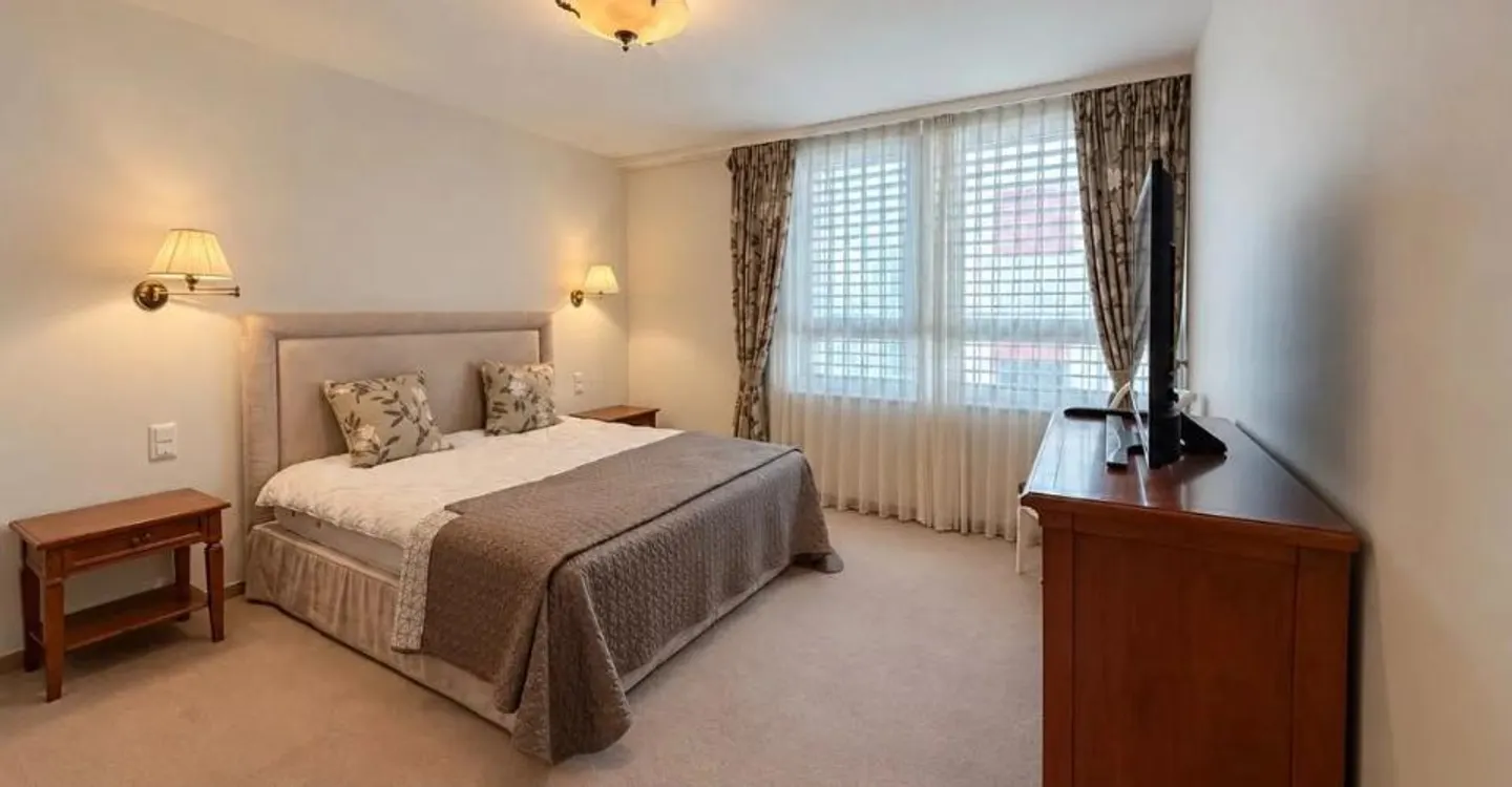 Prestigious Apartment with Lake View - Photo 9 of 12