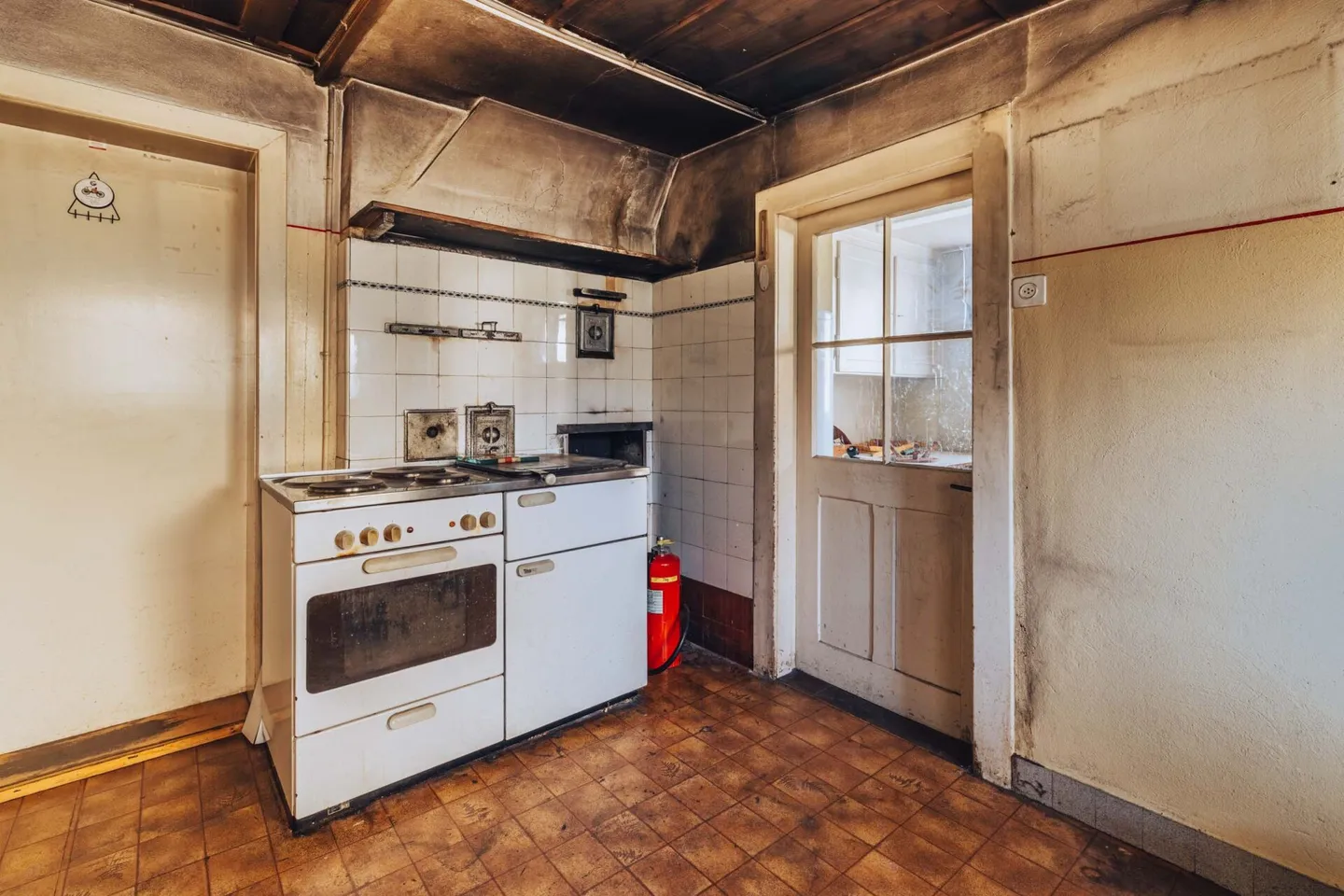 Wohn- und Geschäftshaus mit Sanierungspotenzial - Foto 6 von 10