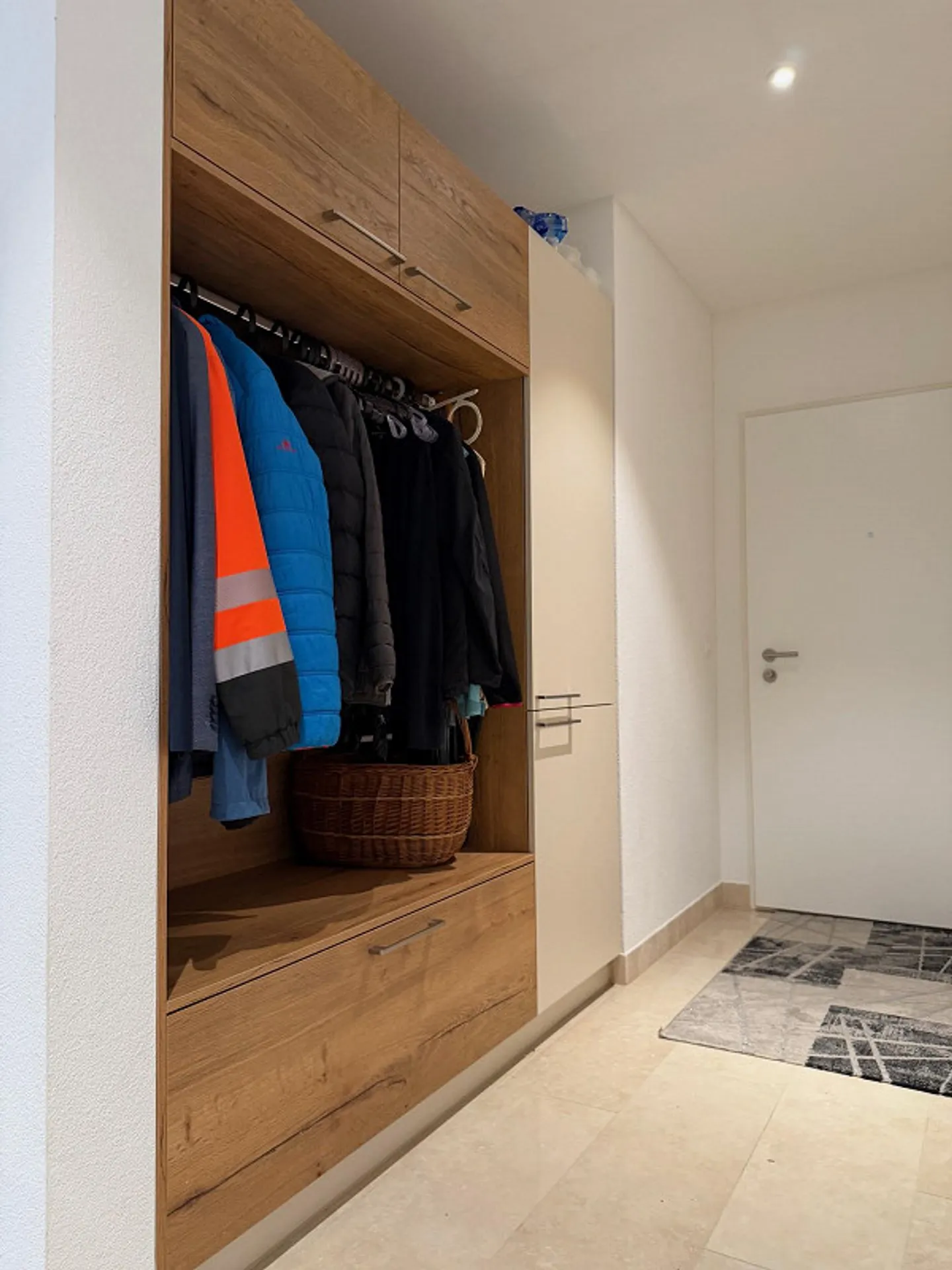 Large, top modern and elegant 4 1/2-room apartment for rent - Photo 8 of 9