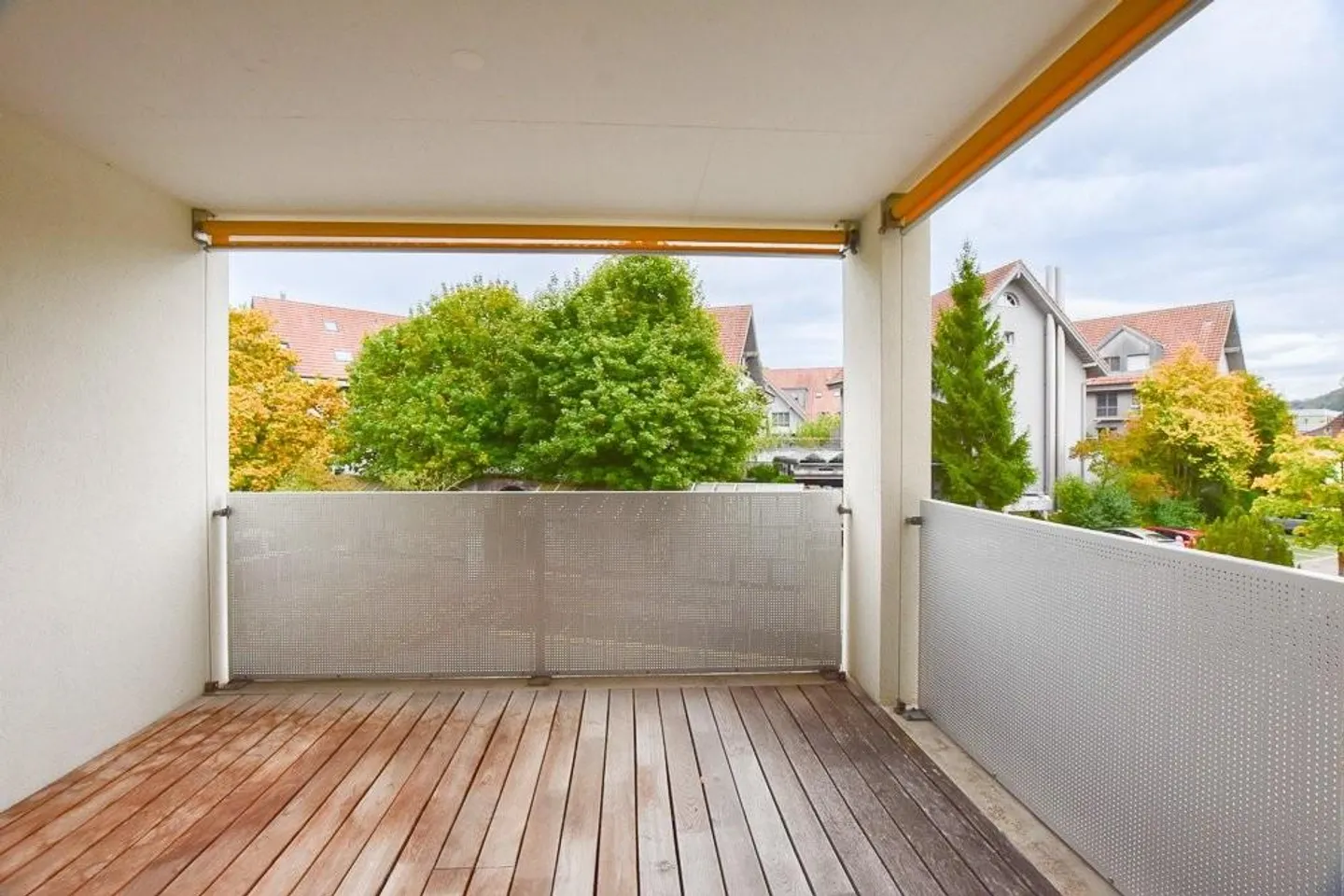 Votre nouveau chez-vous : Appartement spacieux de 3,5 pièces à Boll - Photo 2 sur 9