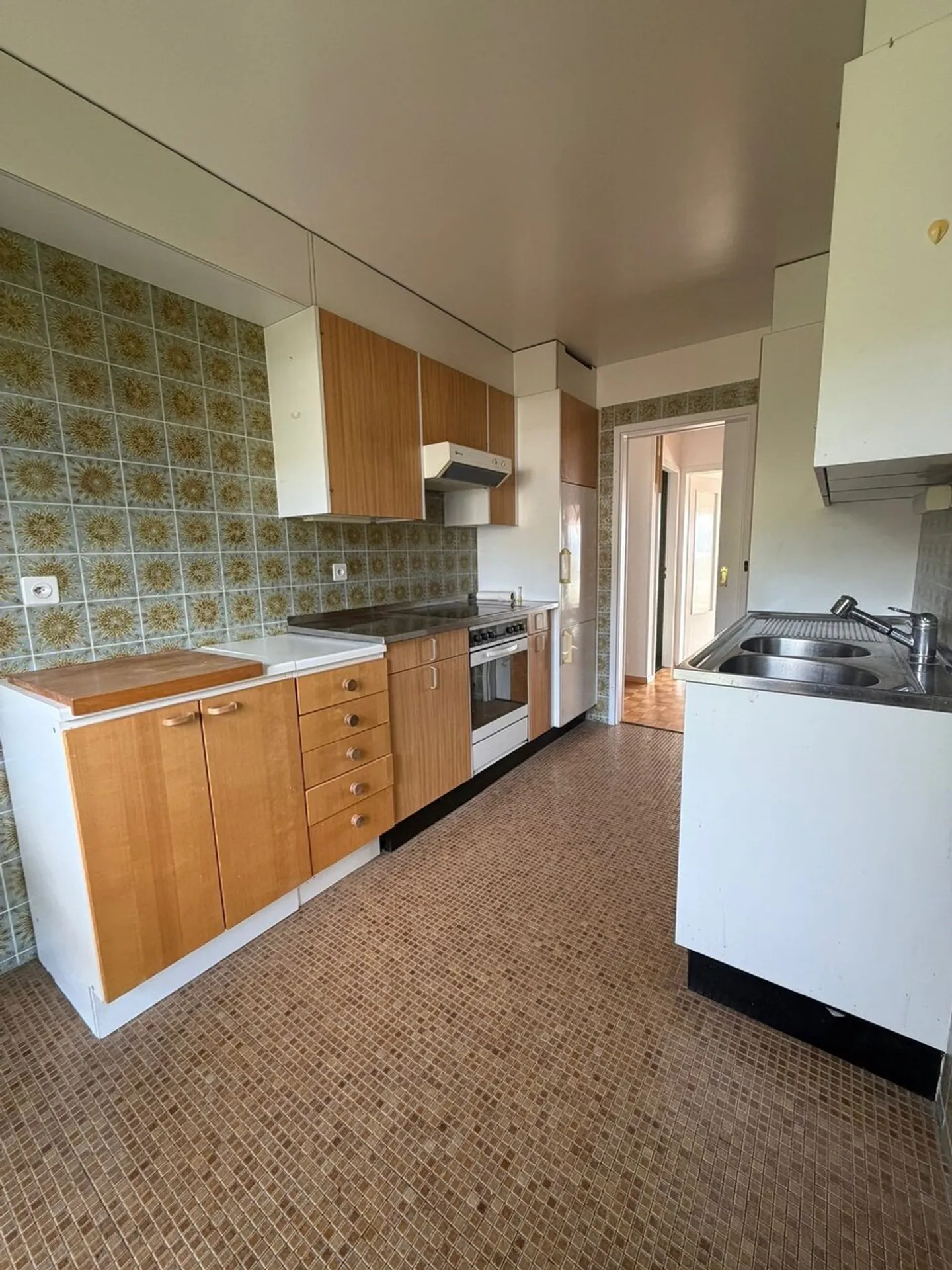 4.0 room apartment on the 3rd floor - Photo 6 of 12
