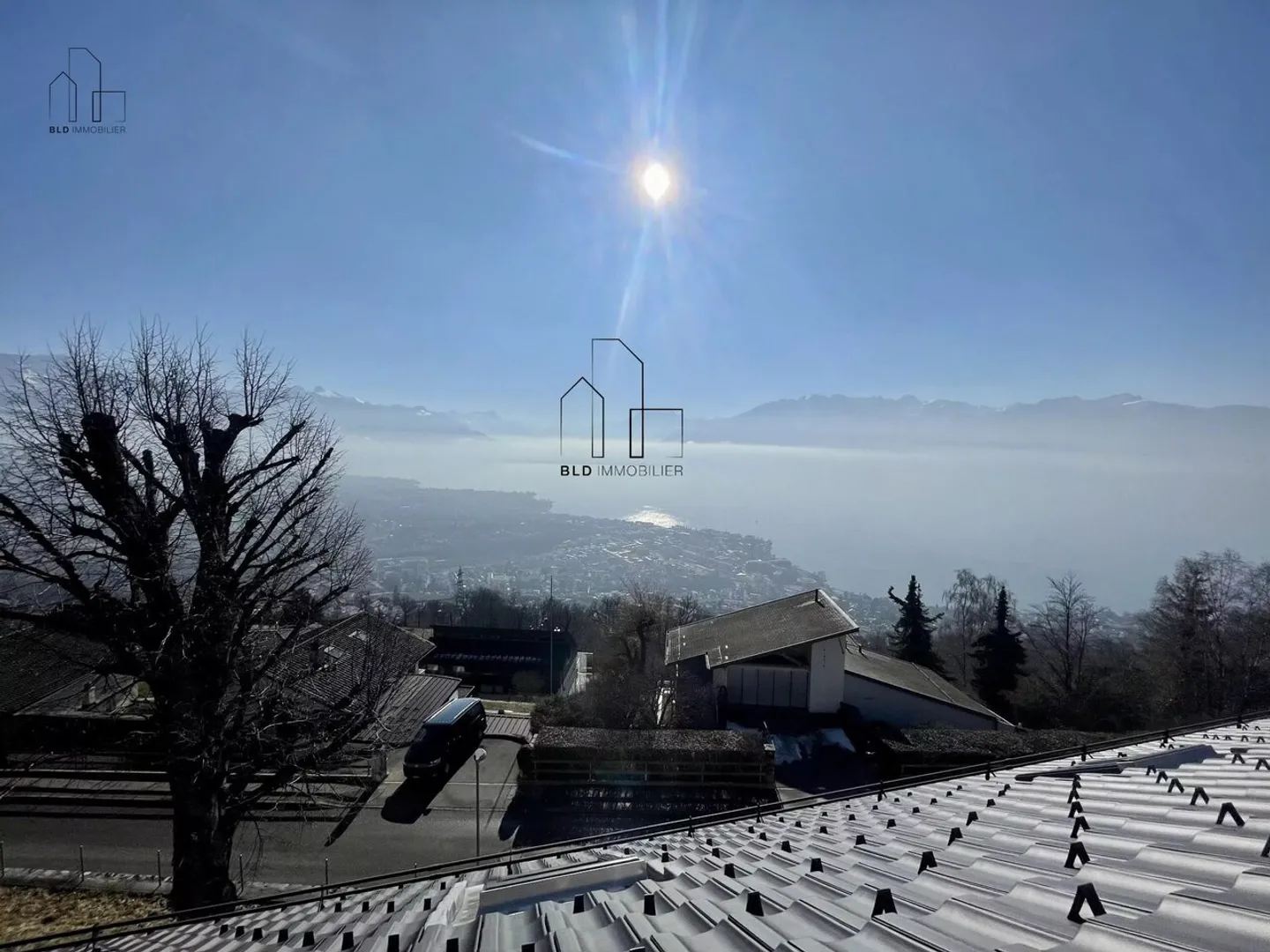 Spacious duplex with 28m2 balcony - Photo 9 of 11