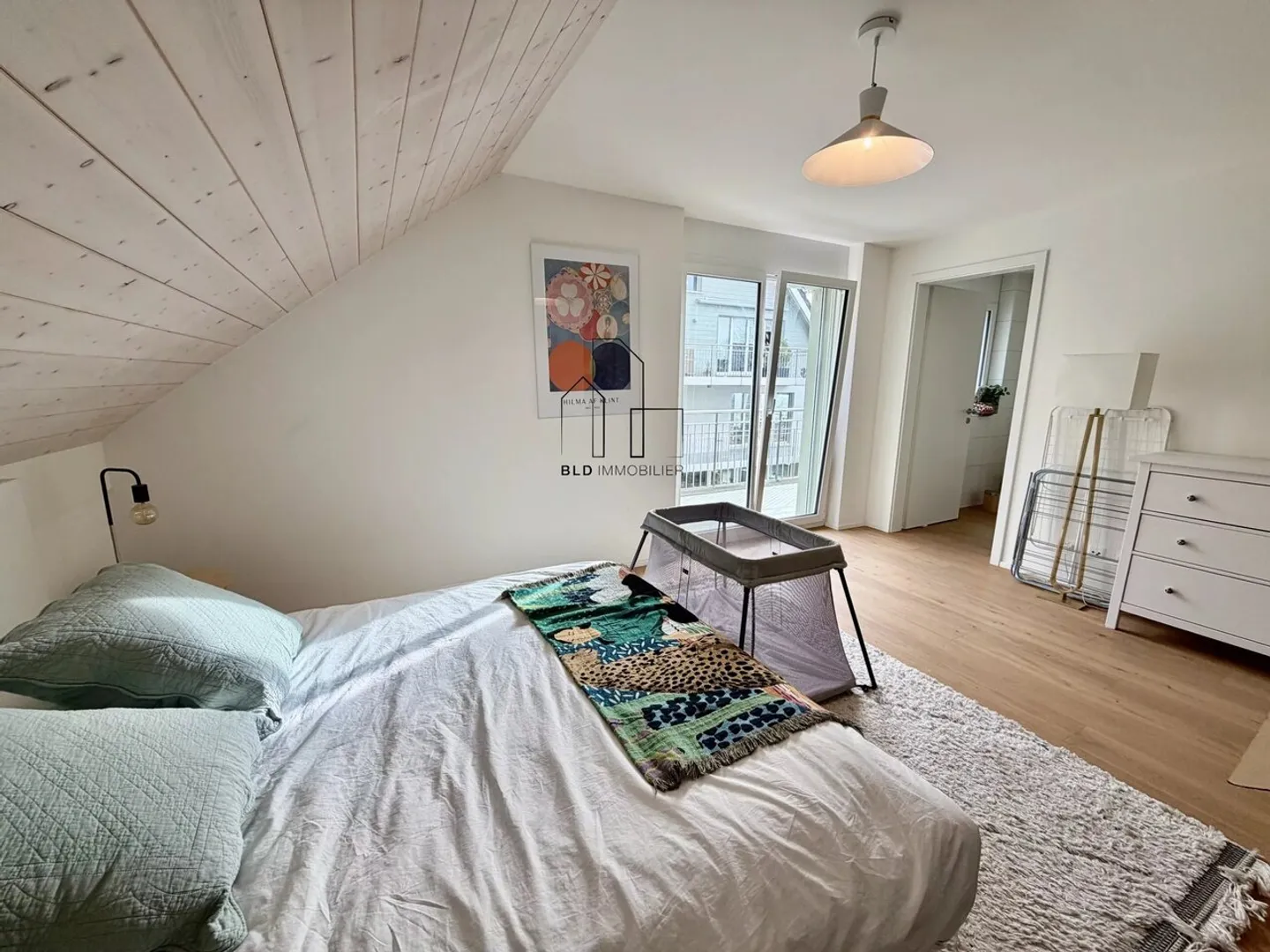 Spacious duplex with 28m2 balcony - Photo 6 of 11