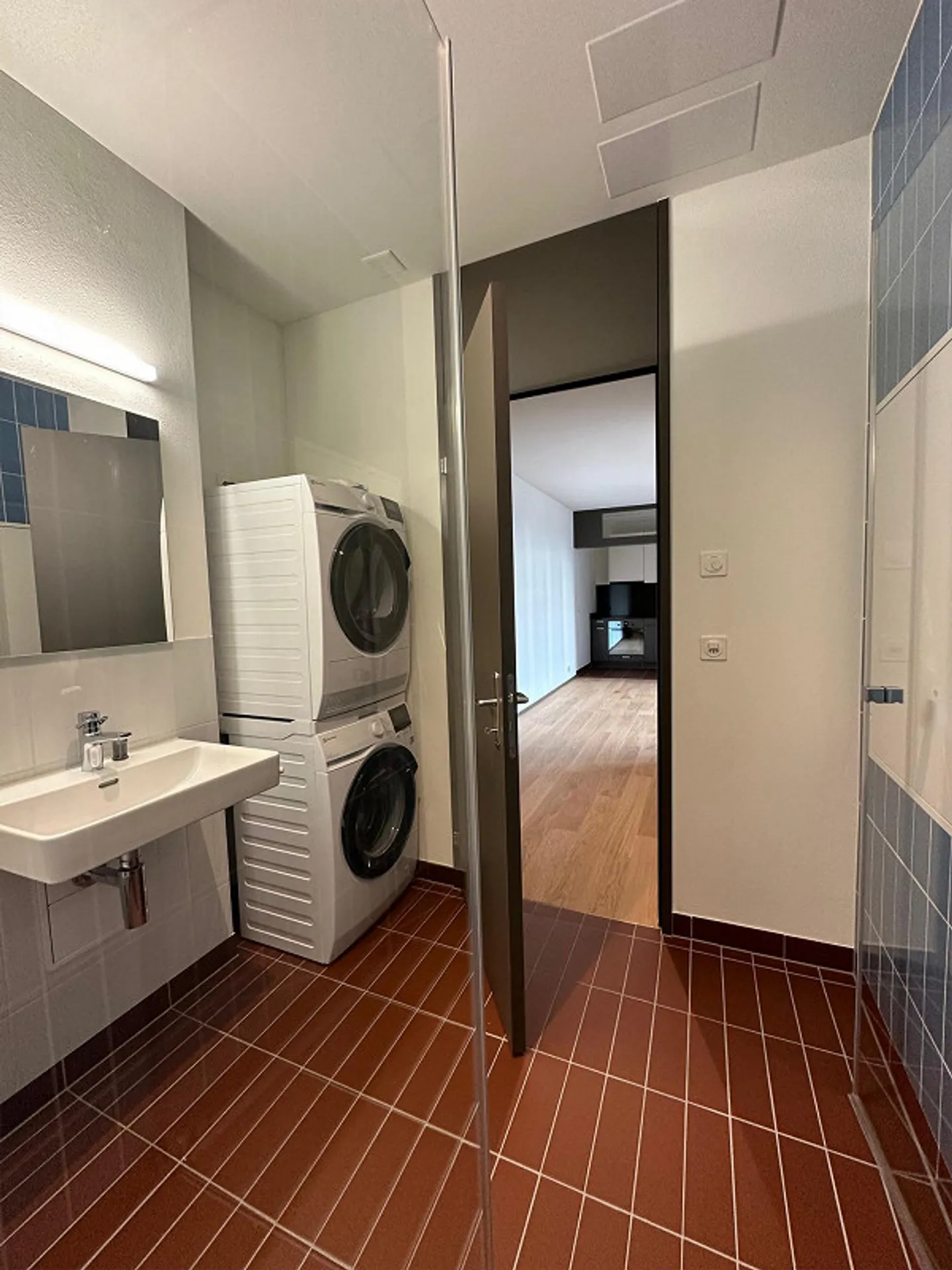 Appartement meublé de 2,5 pièces à Zurich Manegg - Photo 3 sur 9