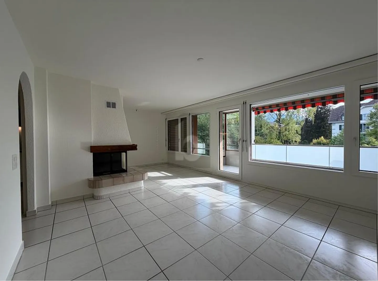 Apartment for sale - Photo 2 of 6