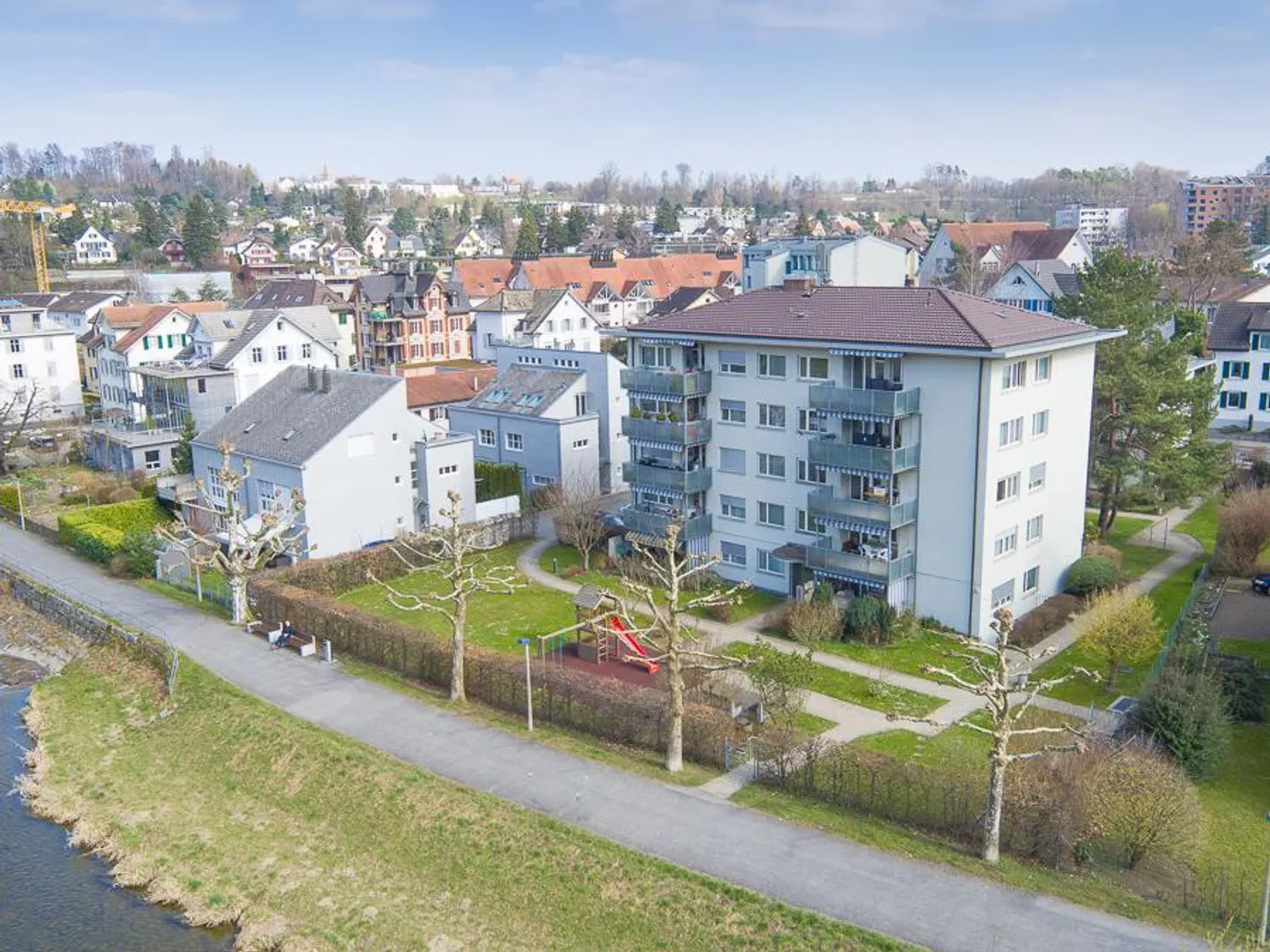 Gemütliche Wohnung an der Sihl - Foto 1 von 2