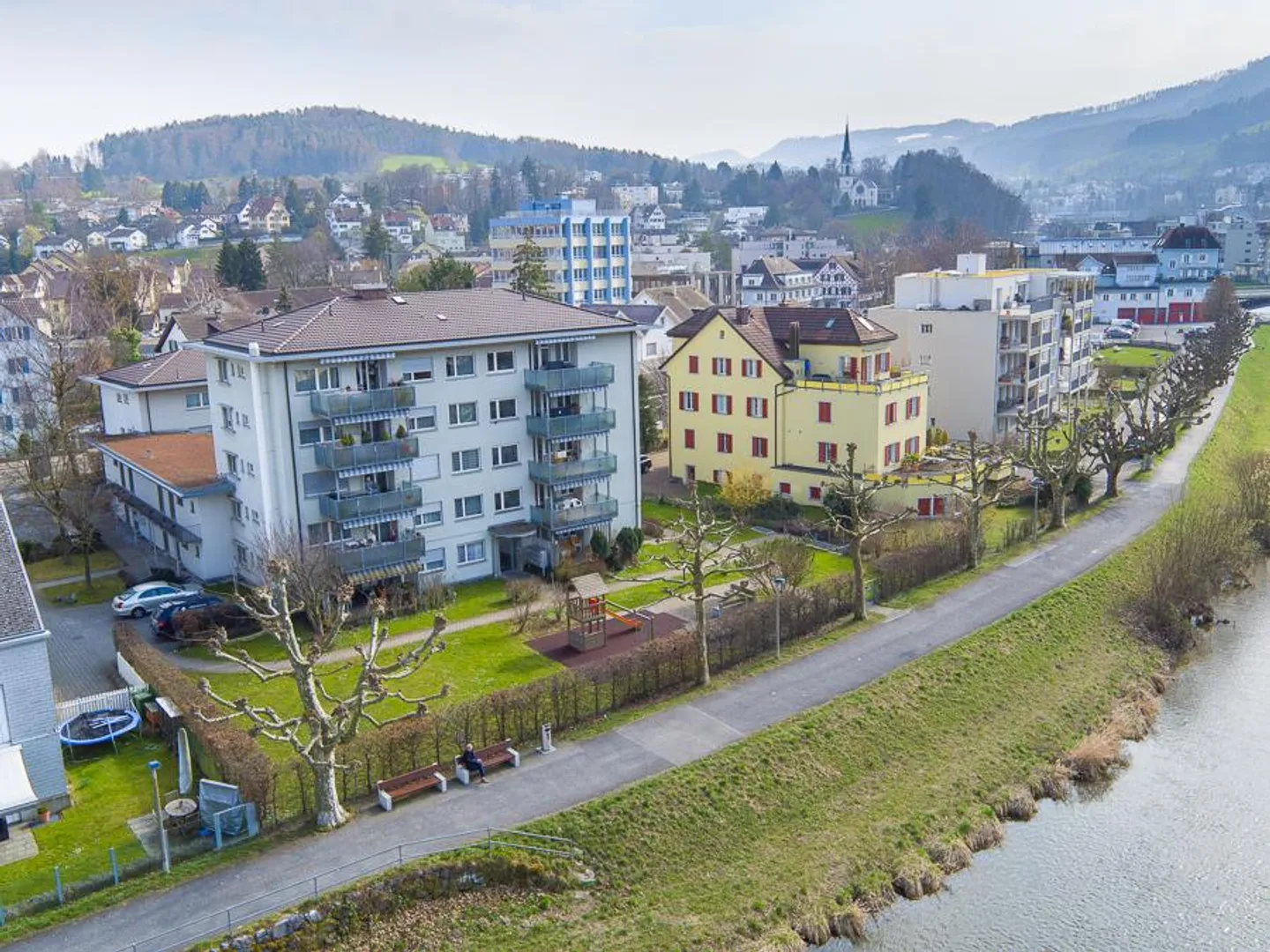 Gemütliche Wohnung an der Sihl - Foto 2 von 2
