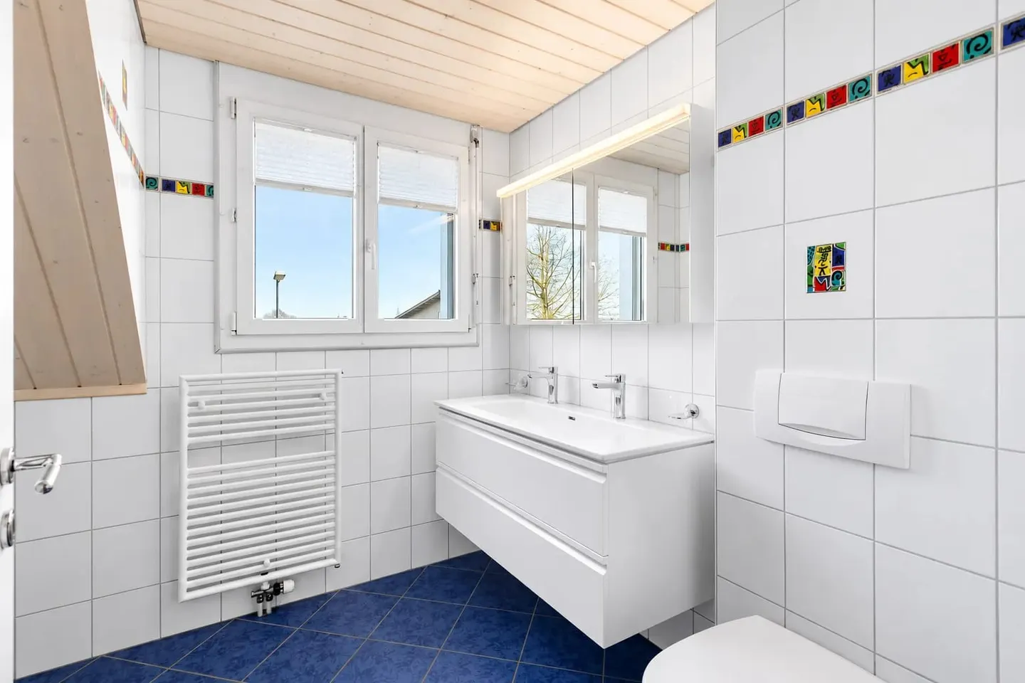 Maison familiale rénovée avec piscine - Photo 11 sur 13