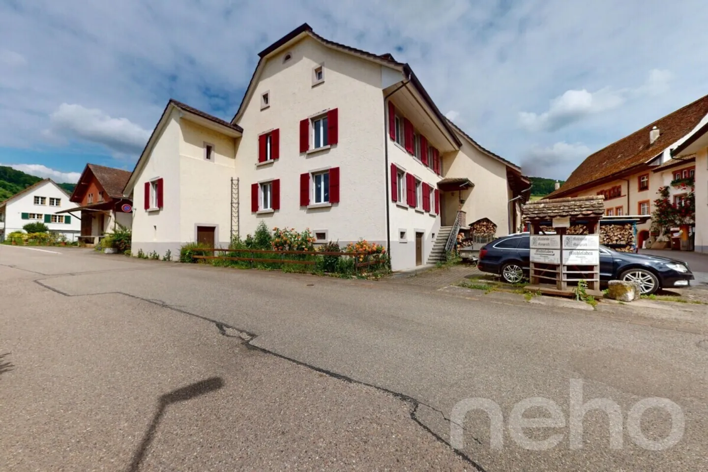 Maison multi-générationnelle spacieuse avec un grand potentiel à Maisprach - Photo 2 sur 13