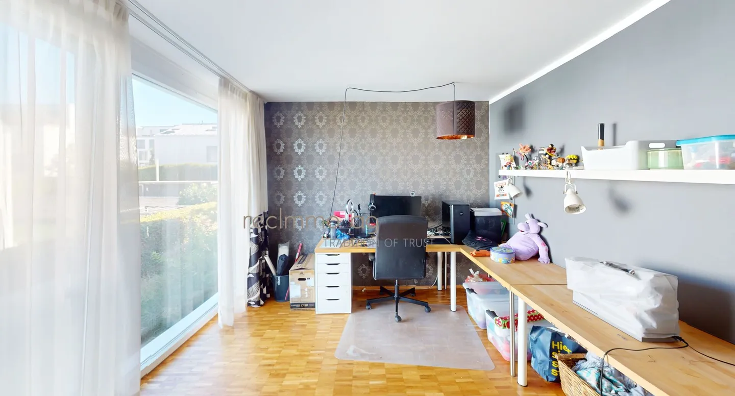 Ampia casa familiare di 6,5 stanze con giardino a Obfelden - Foto 7 di 8
