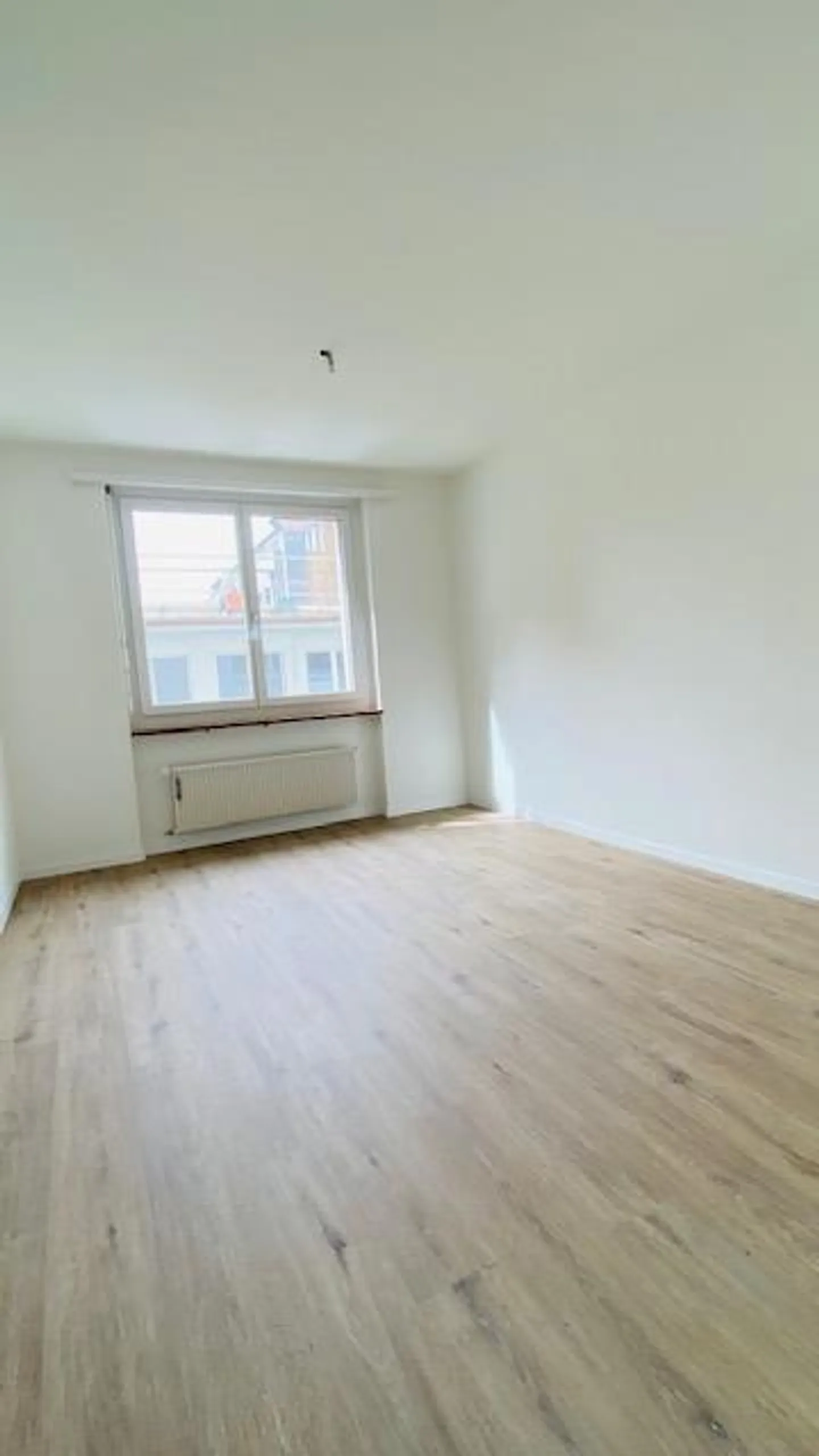 Modern 2-room apartment in the center of Grenchen - Photo 4 of 4