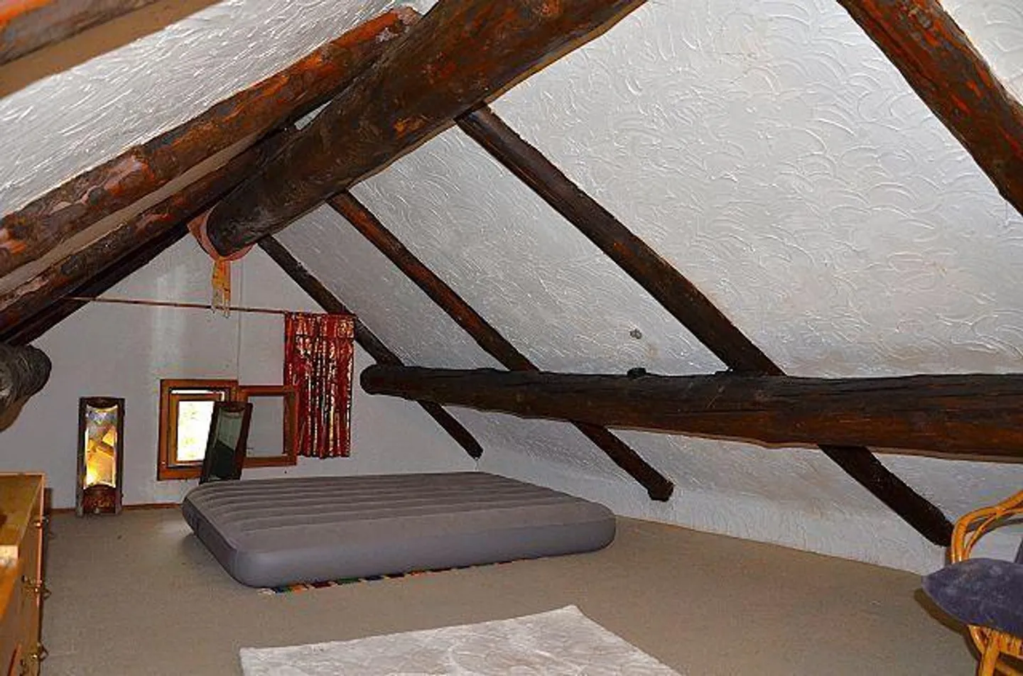Rustico di 2,5 loc. in mezzo al verde, molto tranquilla e soleggiata, con bella vista - Foto 9 di 26