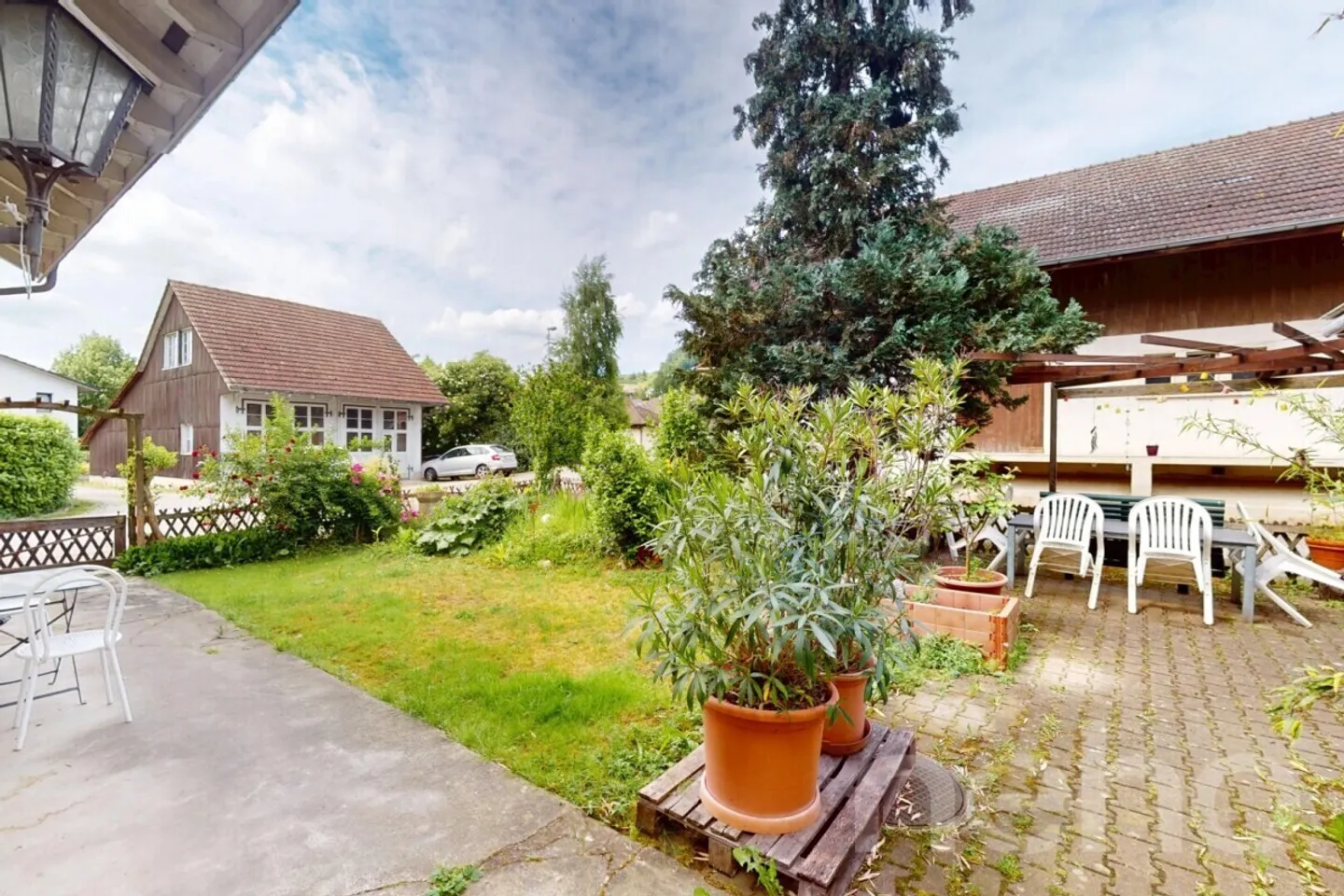 Maison multi-générationnelle spacieuse avec un grand potentiel à Maisprach - Photo 1 sur 13