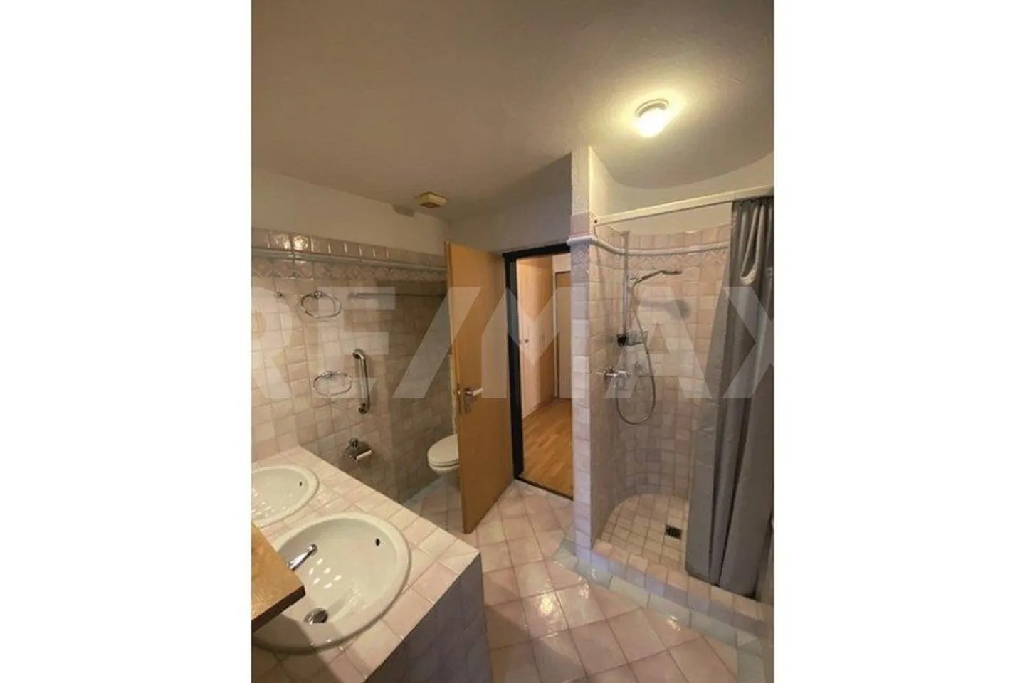 Appartement de vacances 2,5 pièces au centre d'Engelberg à louer - Photo 6 sur 10