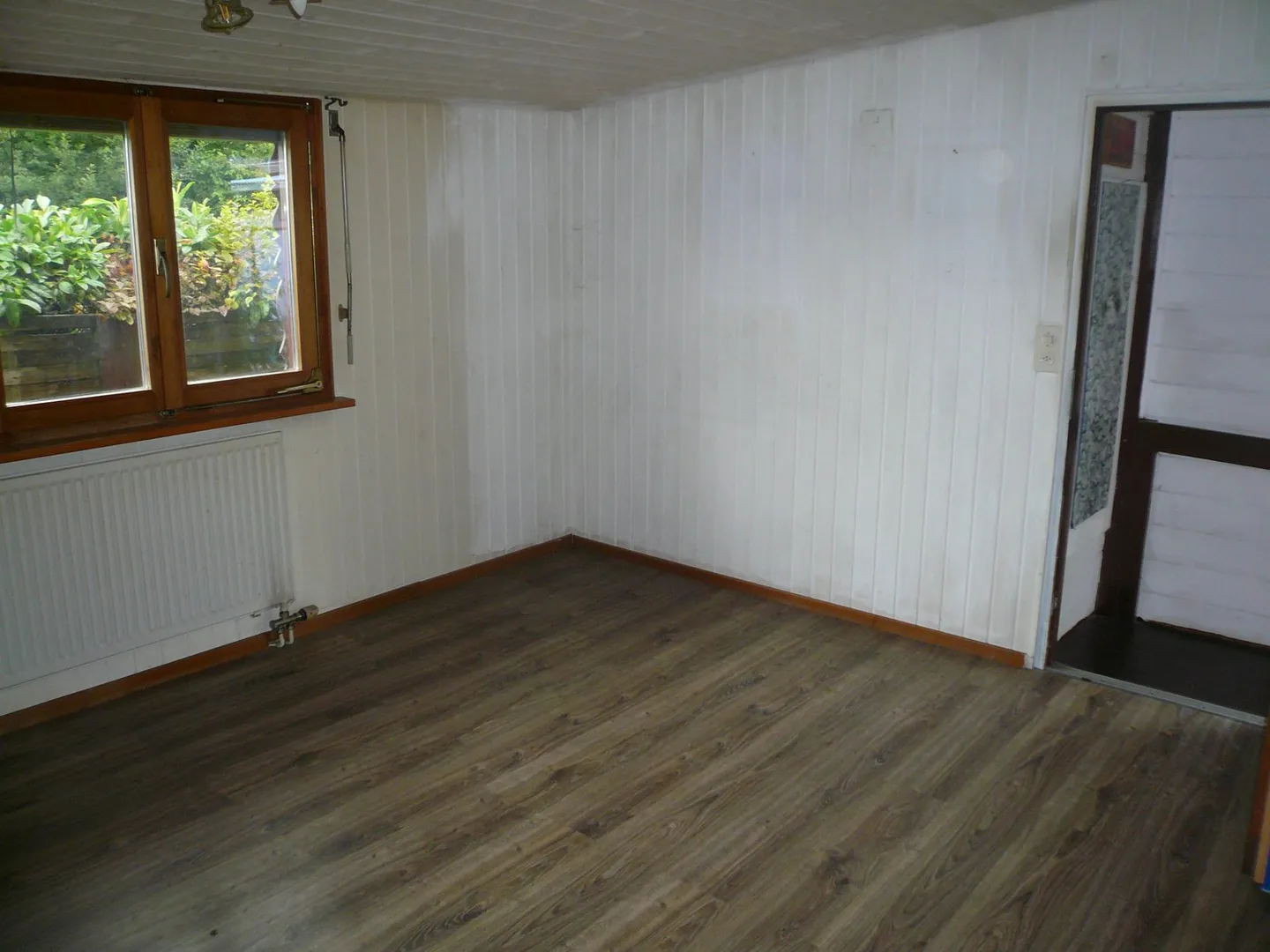 Beautiful 3.5-Room Chalet in a Quiet Location in Moosseedorf - Photo 5 of 7