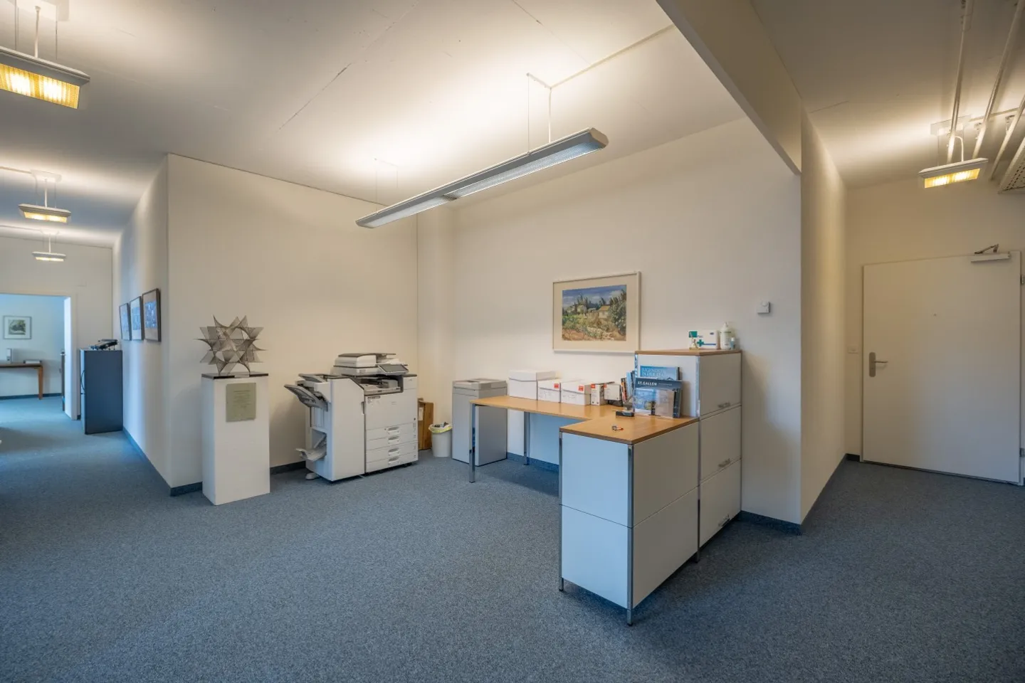 A truly lucrative business - Photo 6 of 12