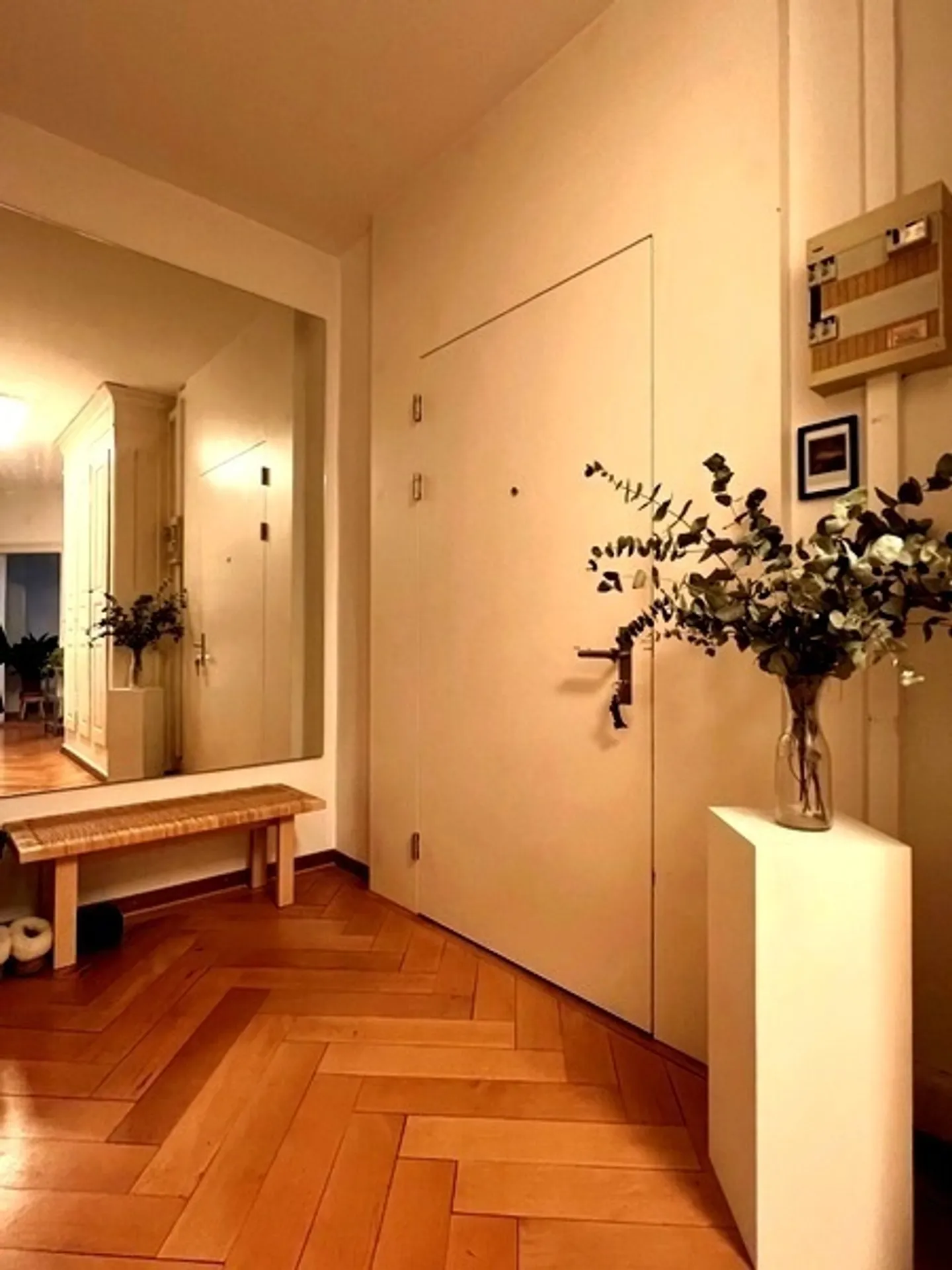 APPARTEMENT 3½ PIÈCES À ZURICH - DISTRICT 7 HOTTINGEN, MEUBLÉ, TEMPORAIRE - Photo 9 sur 10