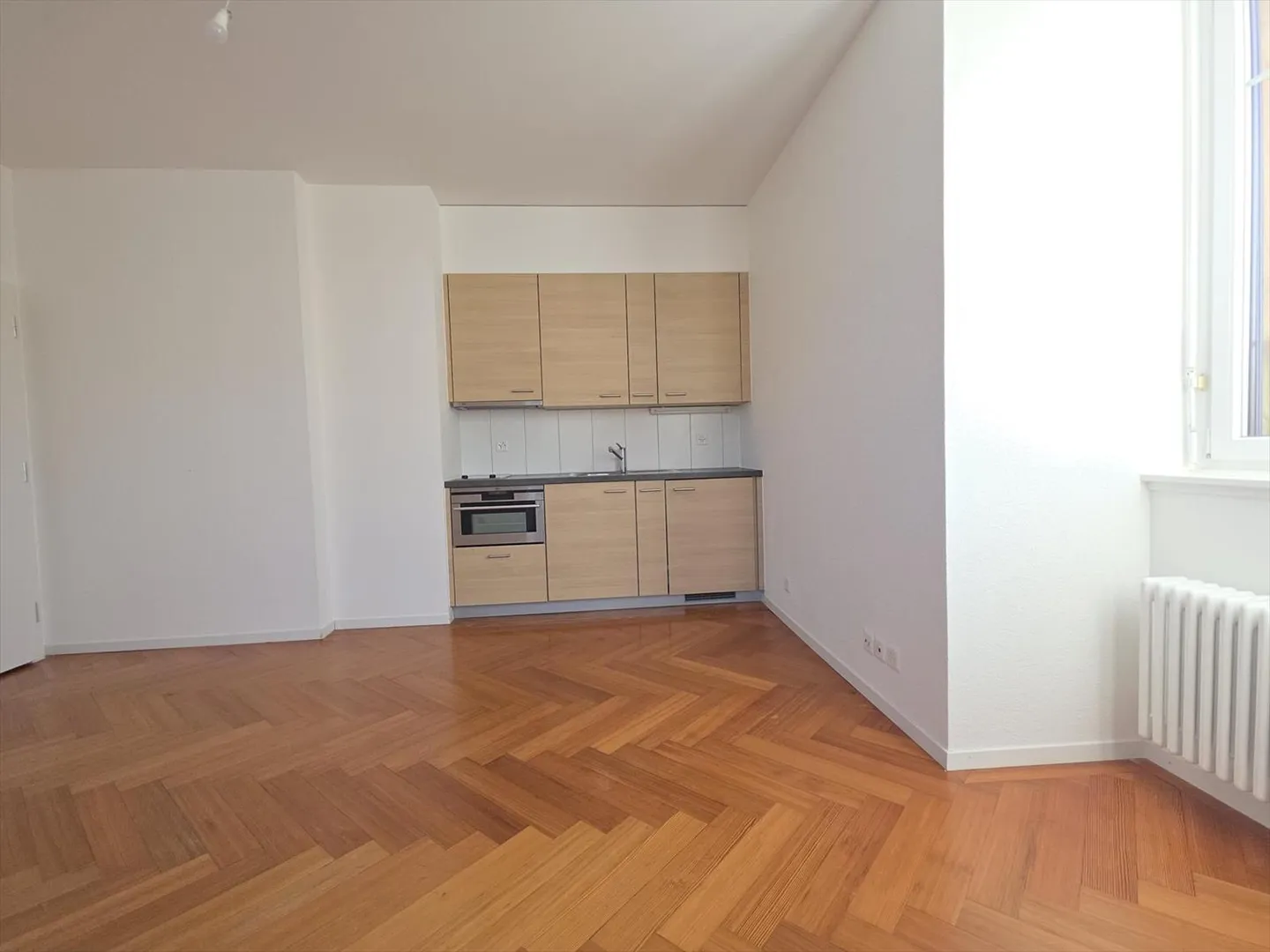 Studio ristrutturato - Foto 2 di 6