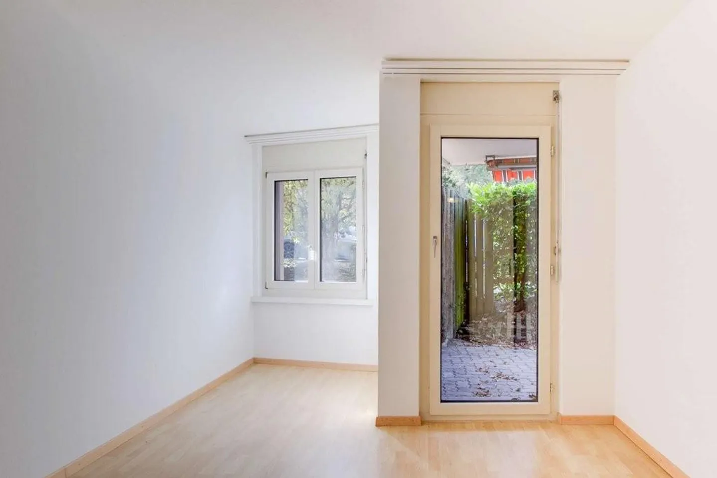 Bright apartment with a view of greenery - Photo 5 of 8