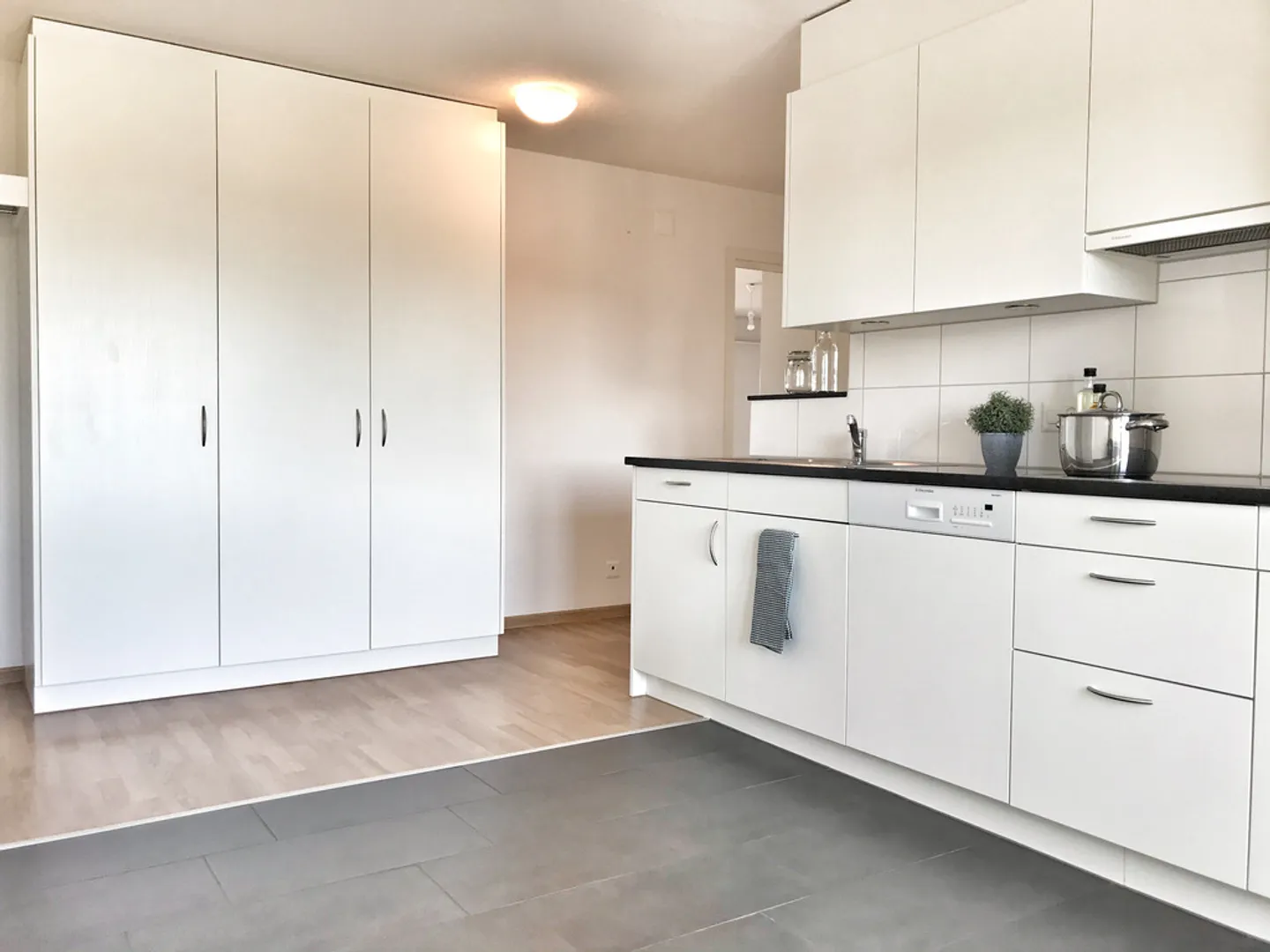 Helle 3.5-Zimmer-Wohnung - Foto 4 von 11