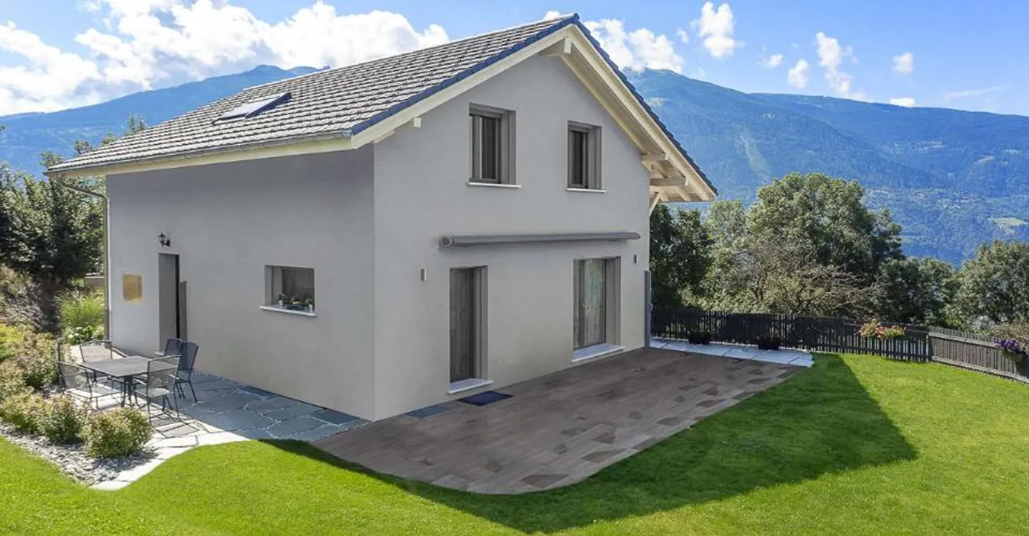 Semi-Detached House 5.5 Rooms - Photo 1 of 4