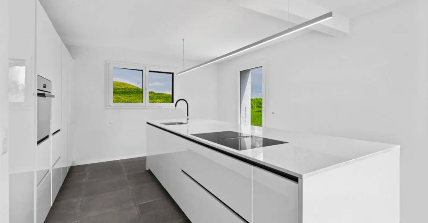 Semi-Detached House 5.5 Rooms - Photo 3 of 4