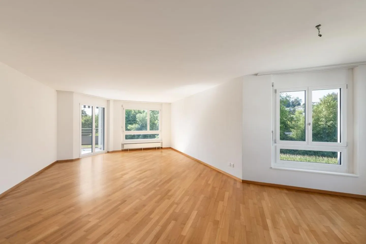 Appartement spacieux de 4.5 pièces à louer au 3ème étage - Photo 4 sur 13