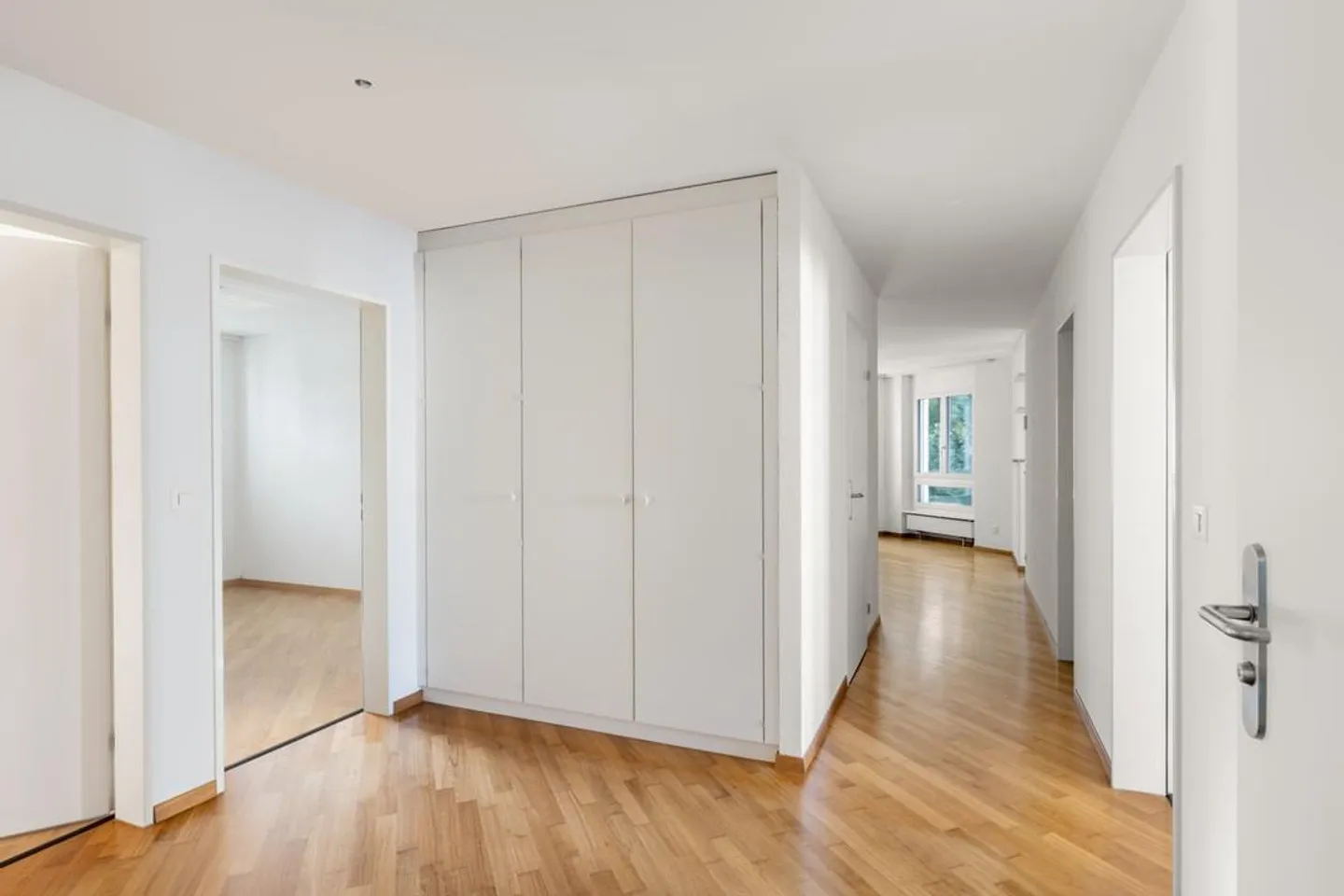 Appartement spacieux de 4.5 pièces à louer au 3ème étage - Photo 8 sur 13