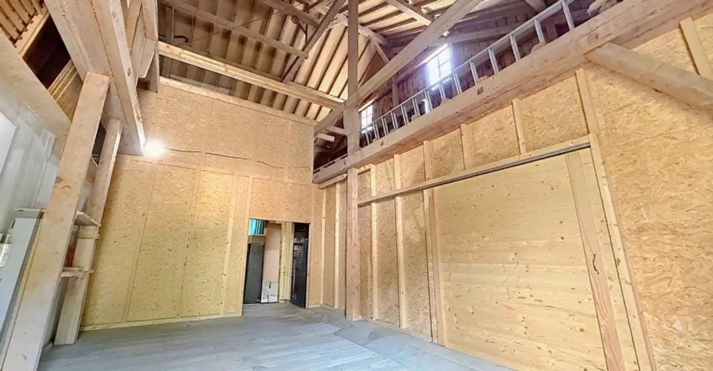 Charming Family Home with Barn - Photo 6 of 13