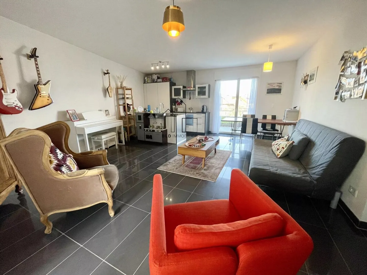 Bell'appartamento di 4 stanze completamente ristrutturato? Possibilità di creare uno studio indipendente - Foto 5 di 11