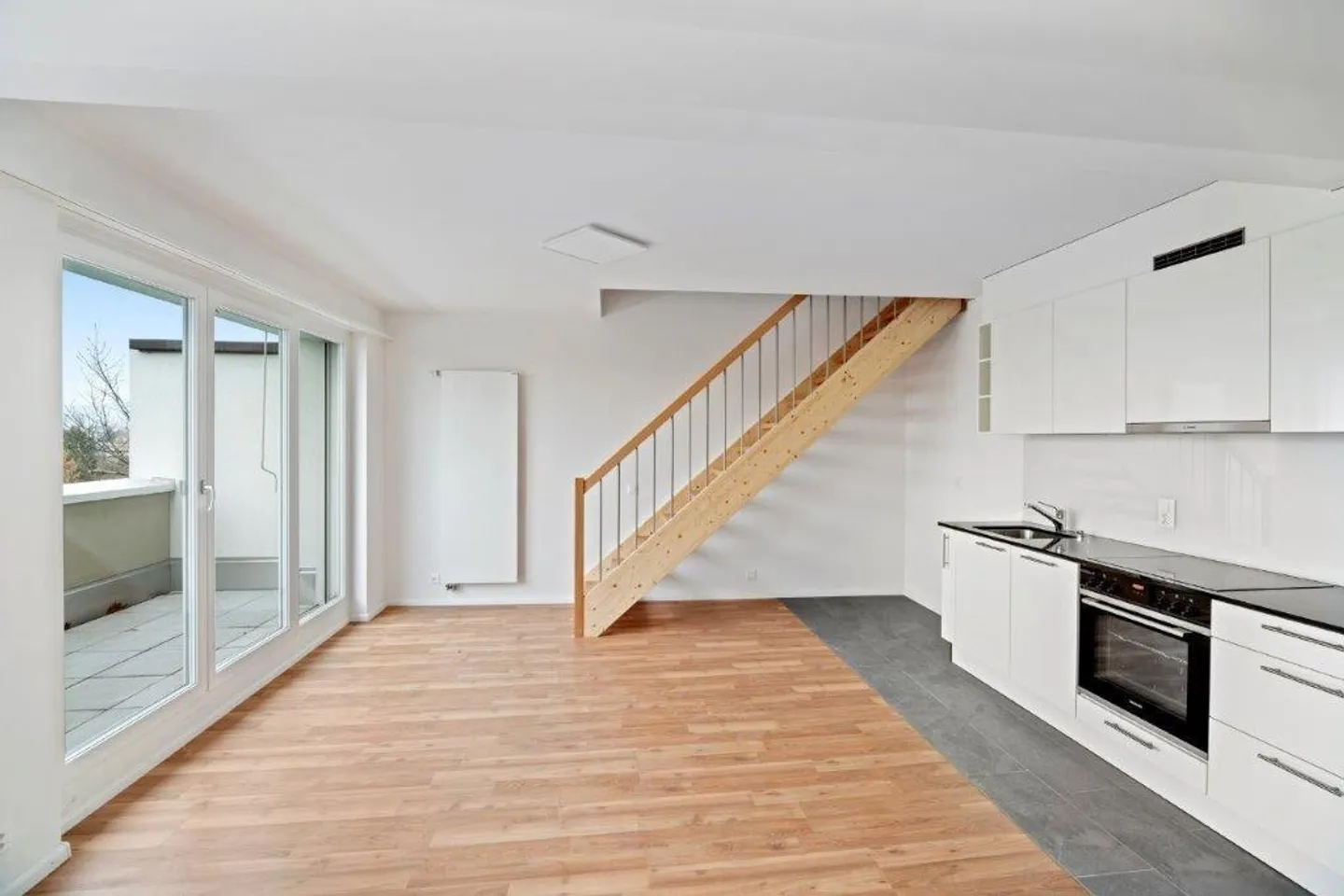 Renovierte Maisonettewohnung an ruhiger Wohnlage inmitten wunderbar... - Foto 4 von 12