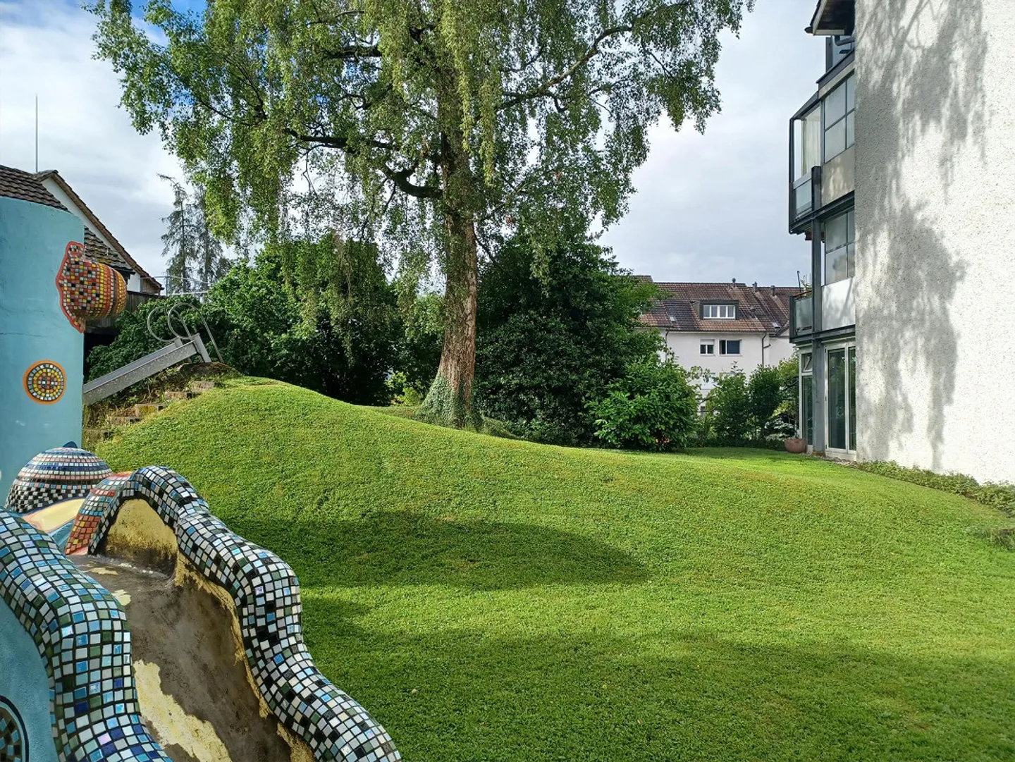Freshly renovated 3.5 room apartment with garden seating area - Photo 14 of 14