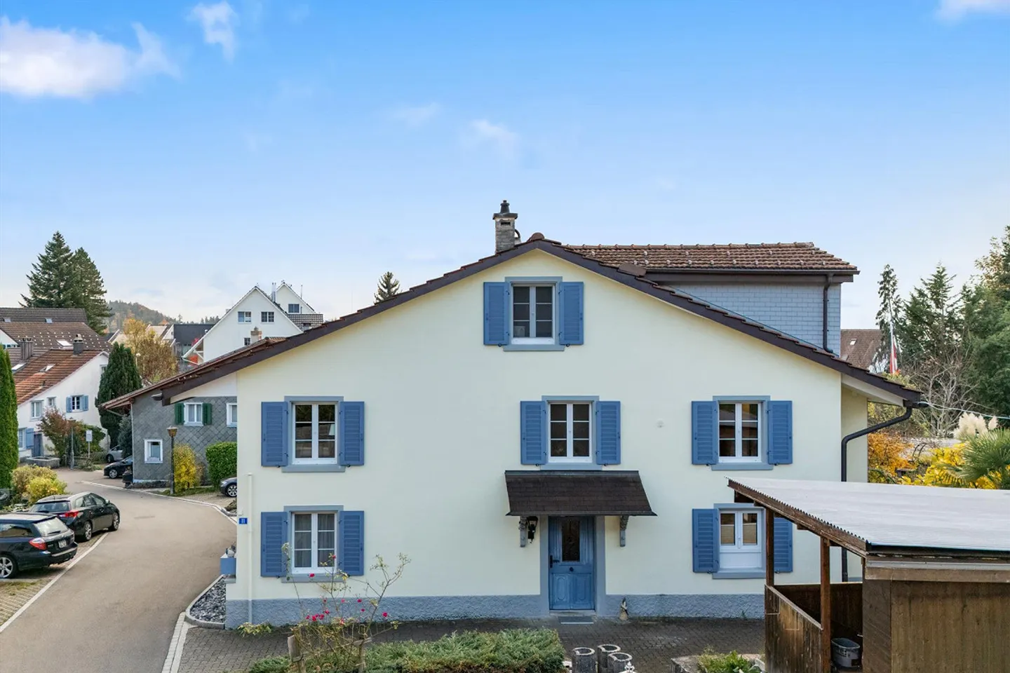 Charming Flarz House & Versatile Property - Photo 1 of 9