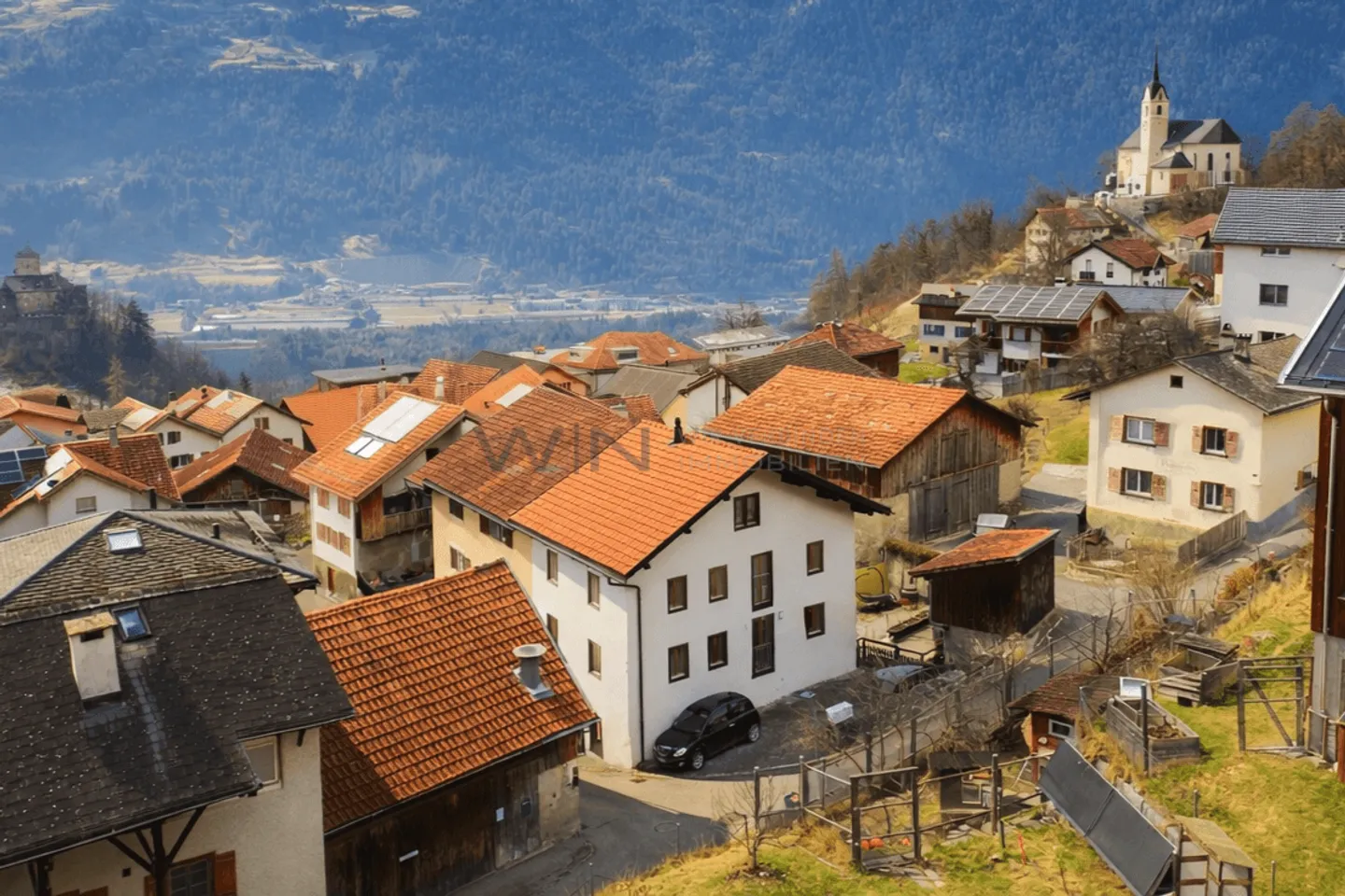 The Dream in Trendy Tomils - Photo 4 of 9