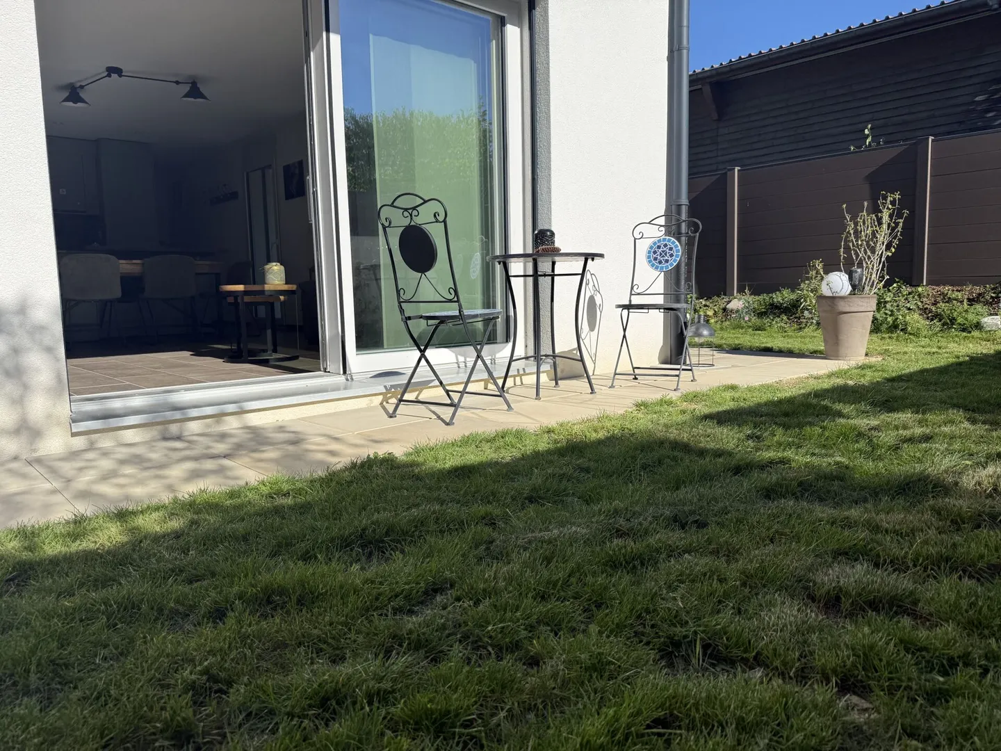 Affare molto bello Superba villa come nuova che si distingue per la sua eleganza, il suo comfort e la qualità del suo ambiente, molto tranquillo - Foto 4 di 19